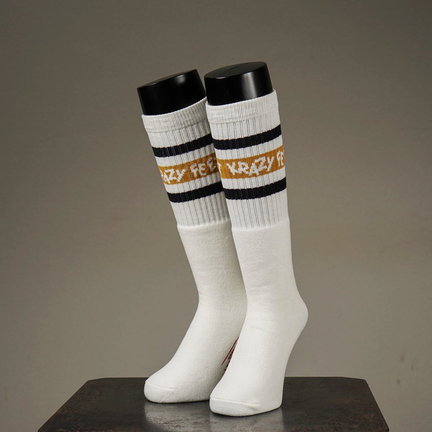 KRAZY FEET - TUBE SOCKS / WRD99G02