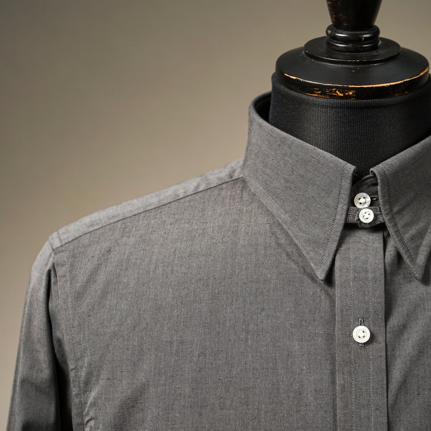 TAB COLLAR SHIRTS