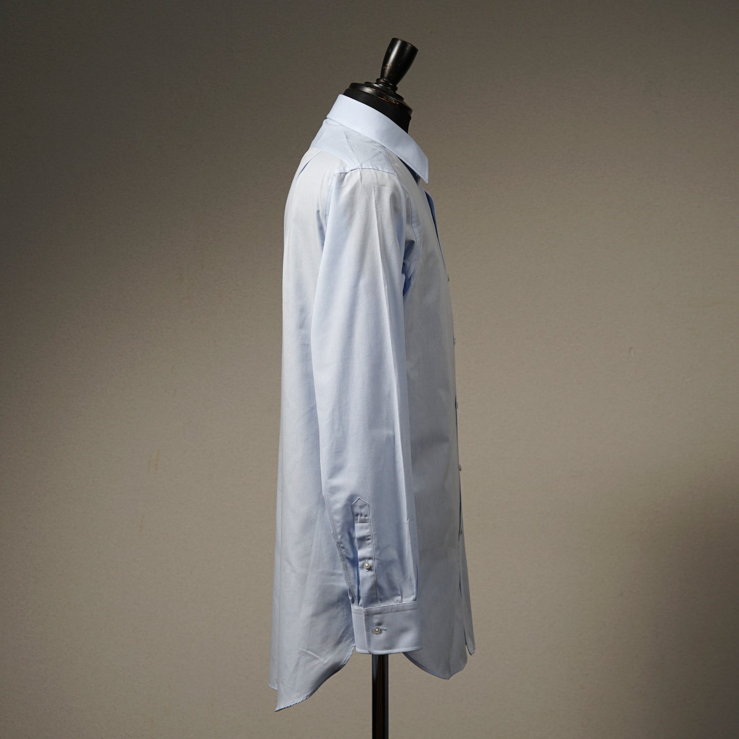 WIDE SPREAD COLLAR SHIRTS