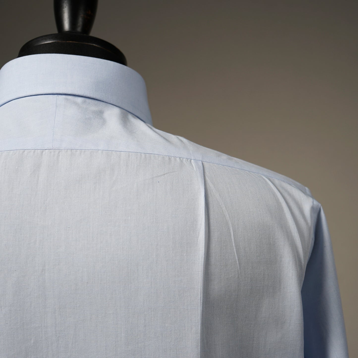 WIDE SPREAD COLLAR SHIRTS