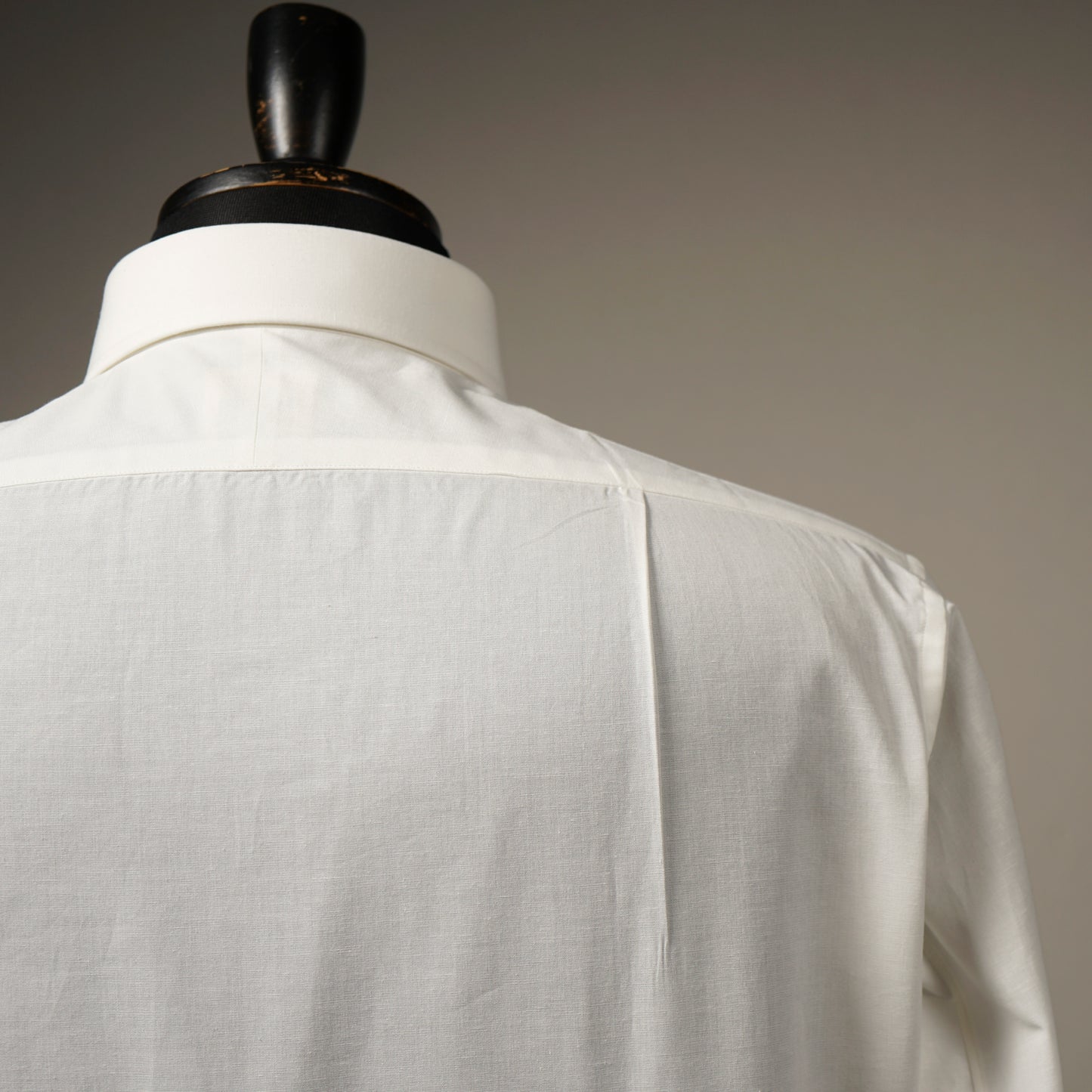 TAB COLLAR SHIRTS