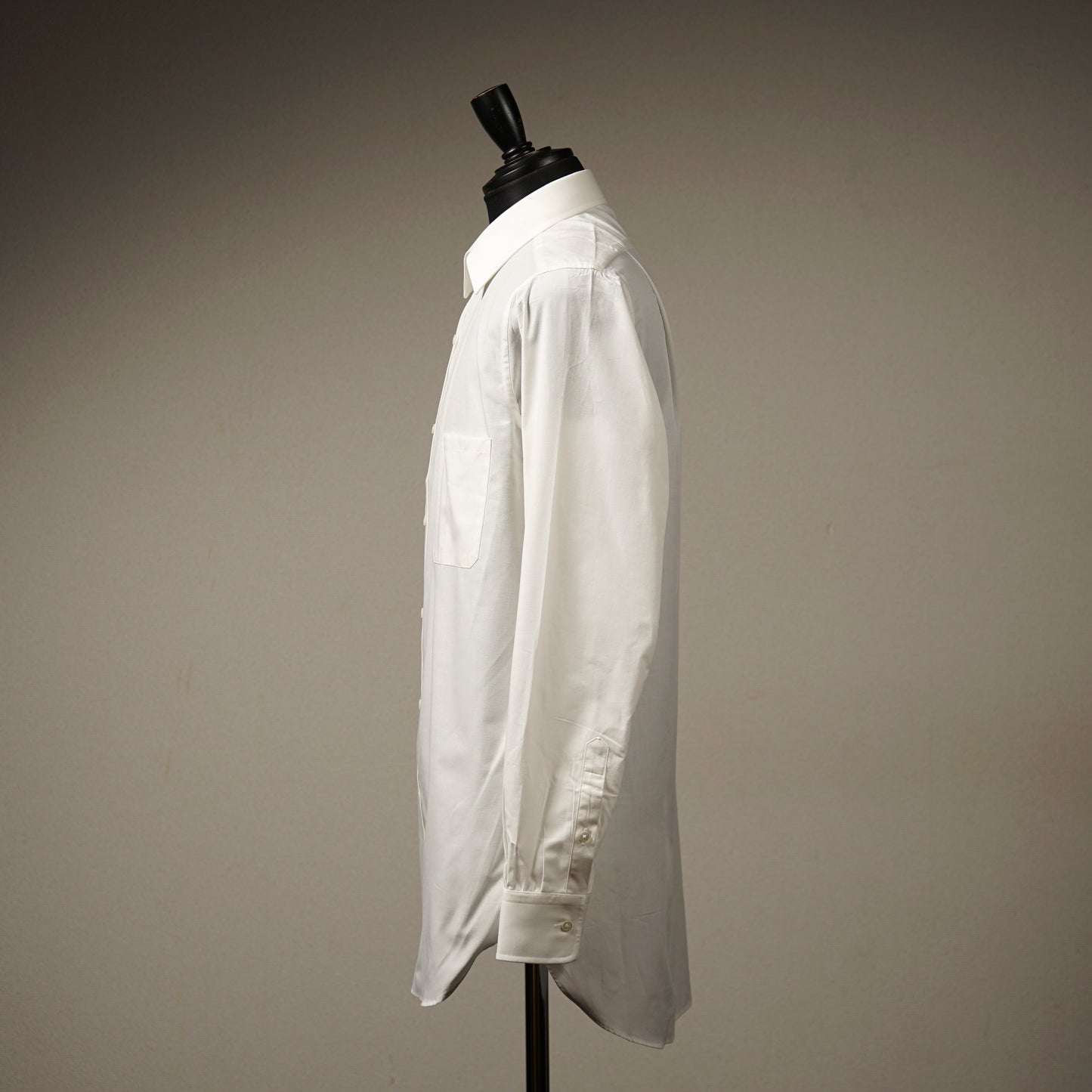 WIDE SPREAD COLLAR SHIRTS