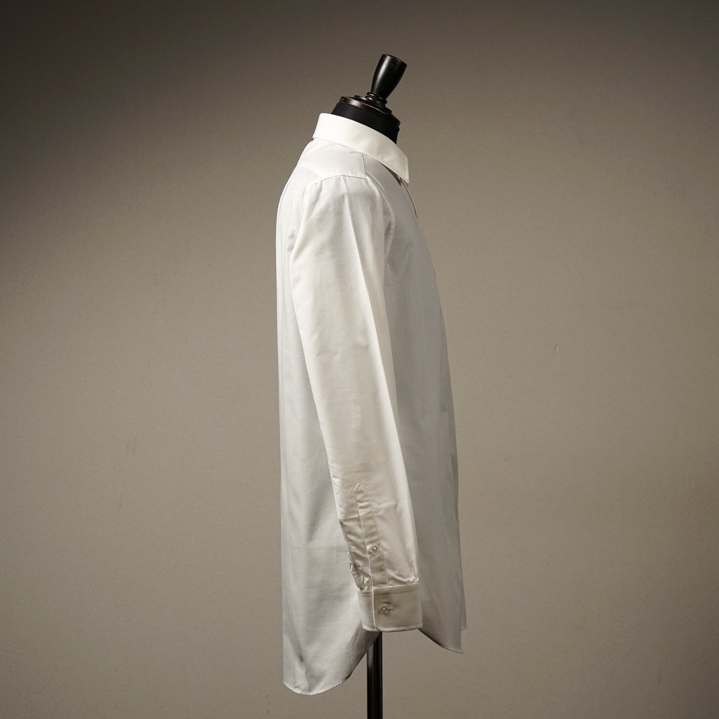 WIDE SPREAD COLLAR SHIRTS