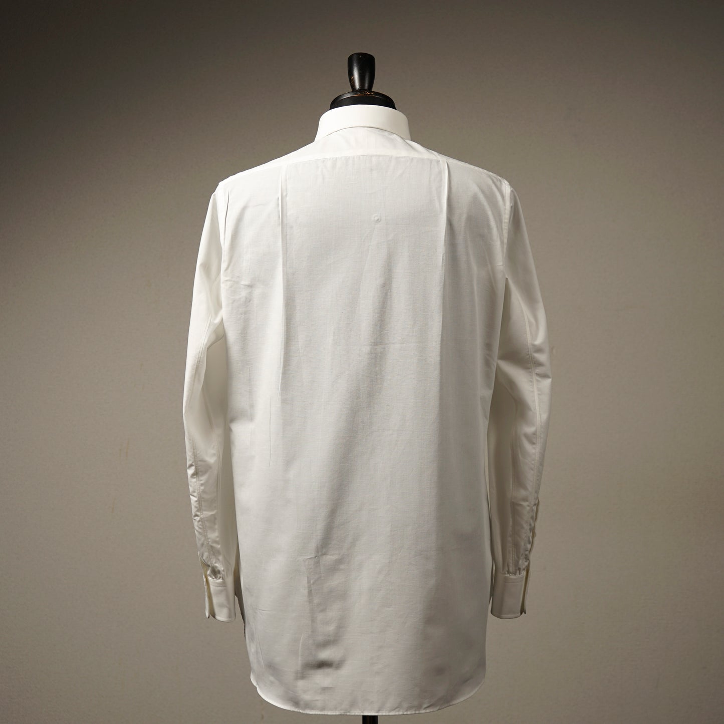 WIDE SPREAD COLLAR SHIRTS