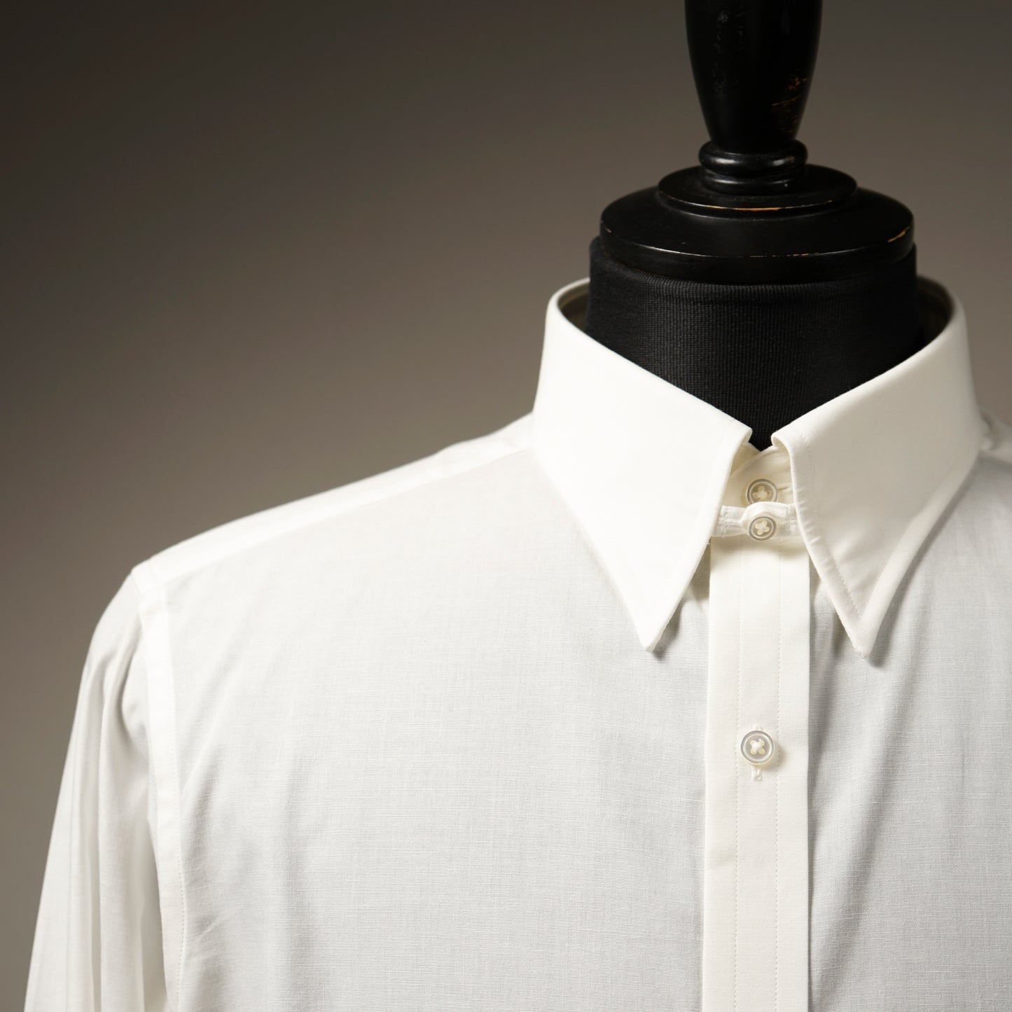 TAB COLLAR SHIRTS