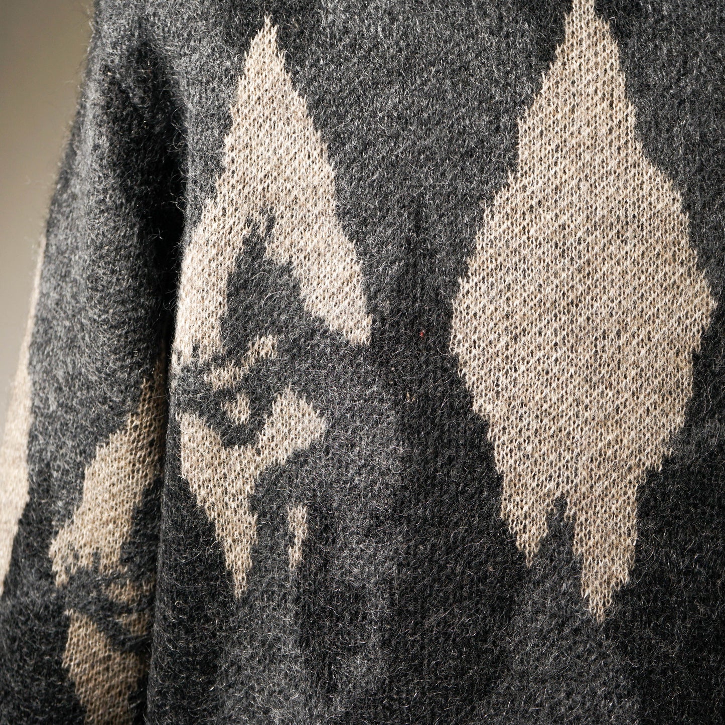 DEVIL'S HOLIDAY - MOHAIR CREW NECK SWEATER / GSV-22-AW-19