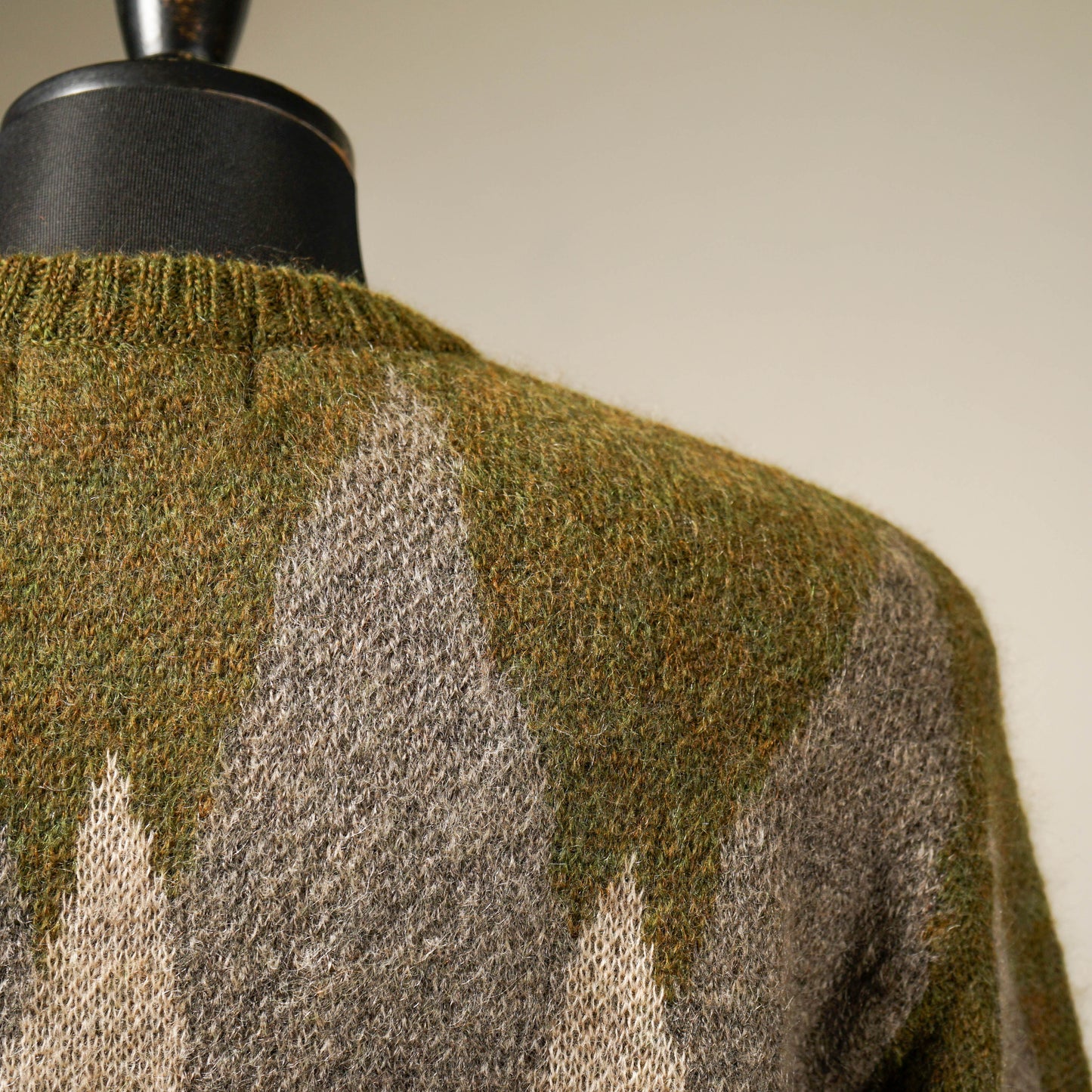 DEVIL'S HOLIDAY - MOHAIR CREW NECK SWEATER / GSV-22-AW-19
