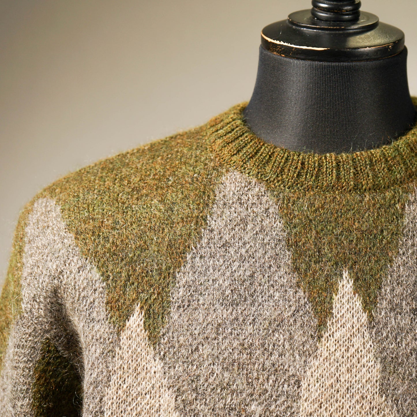 DEVIL'S HOLIDAY - MOHAIR CREW NECK SWEATER / GSV-22-AW-19