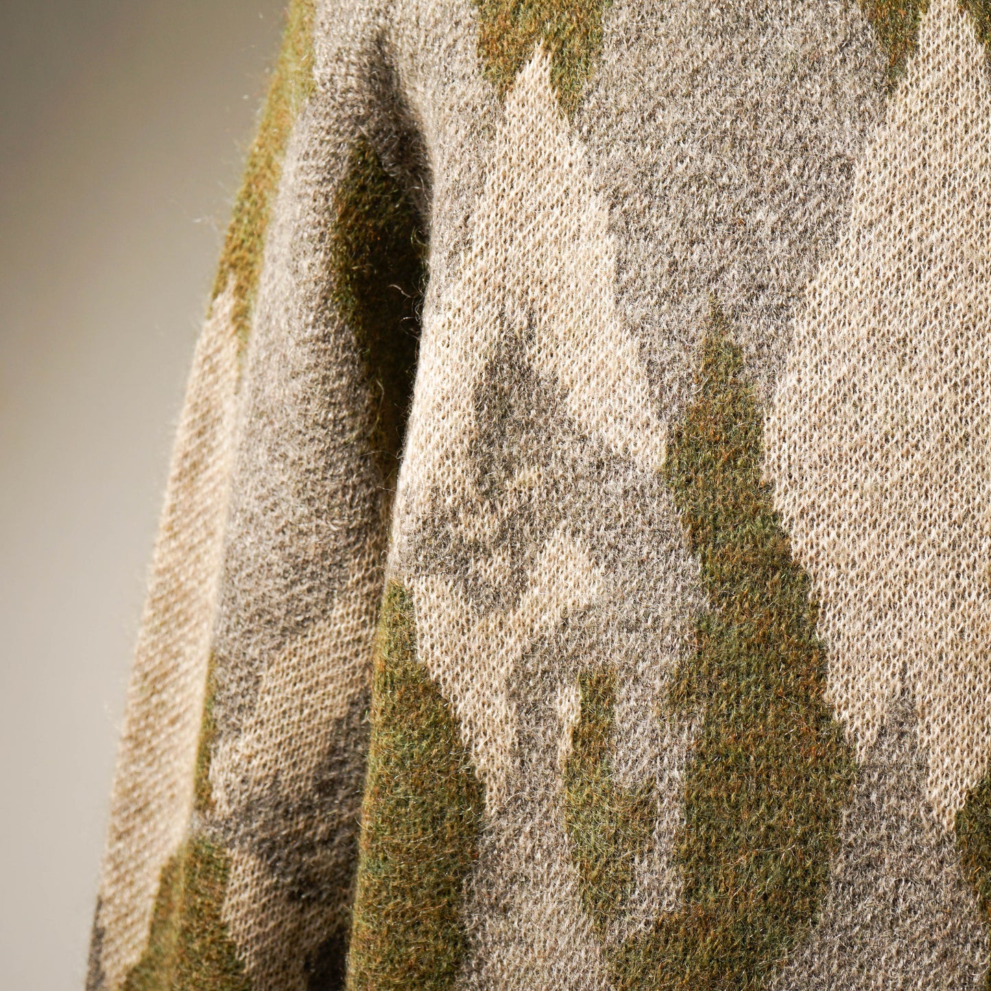 DEVIL'S HOLIDAY - MOHAIR CREW NECK SWEATER / GSV-22-AW-19