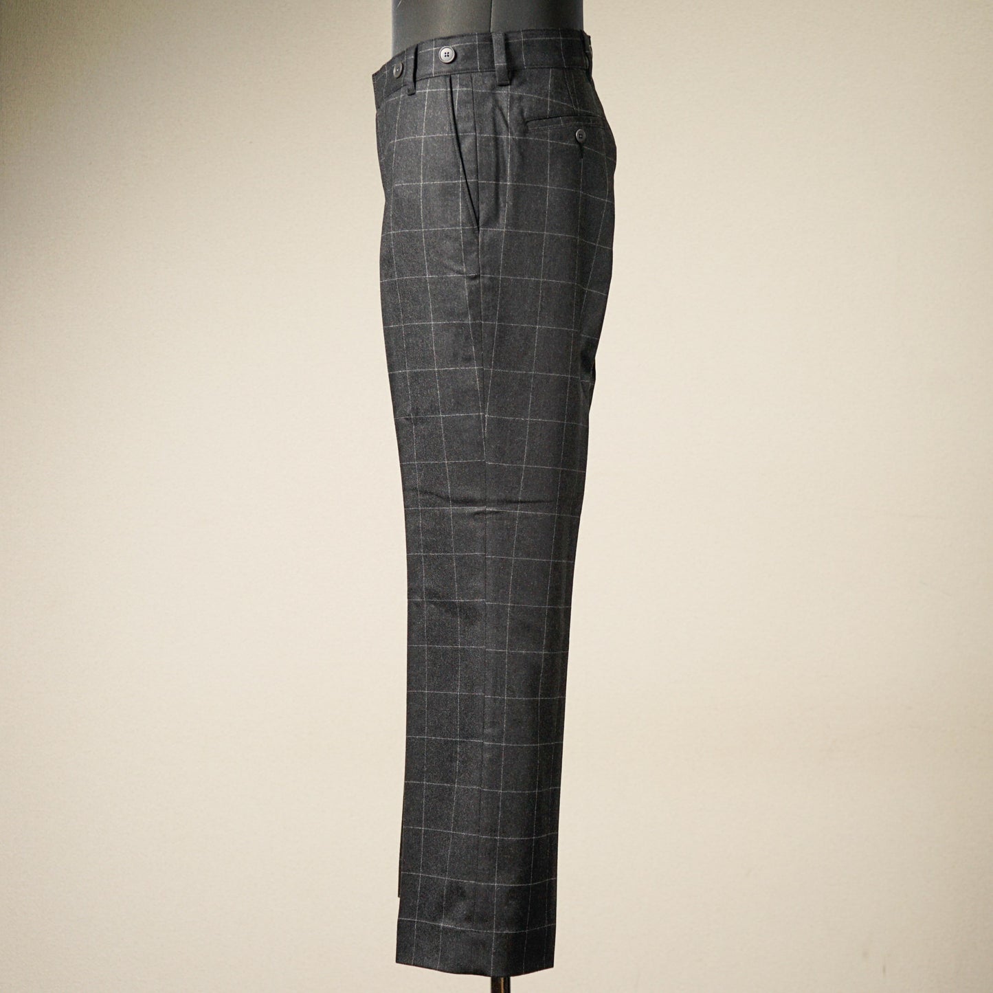 WORM - CHECK SLACKS / WRD-22-AW-06