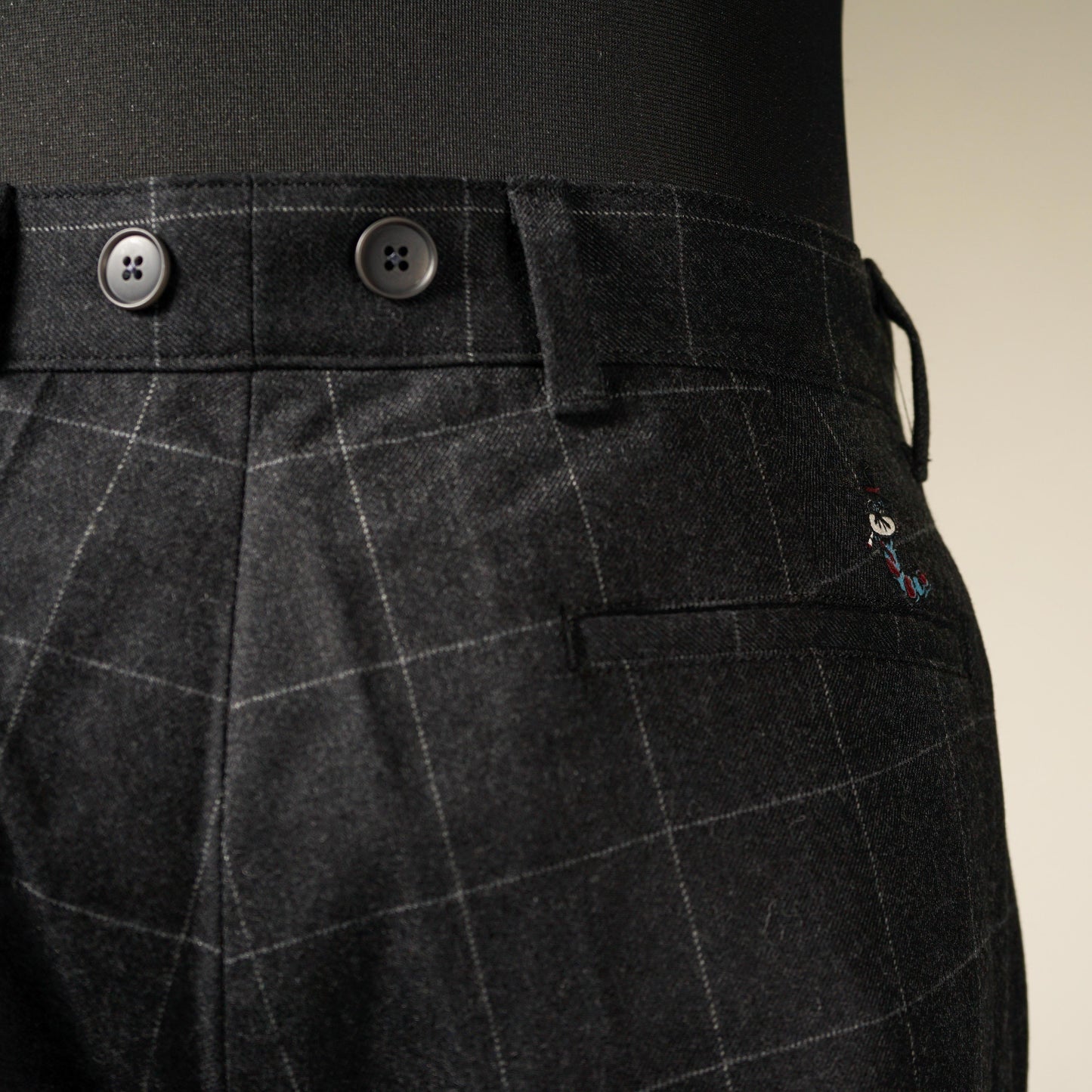 WORM - CHECK SLACKS / WRD-22-AW-06