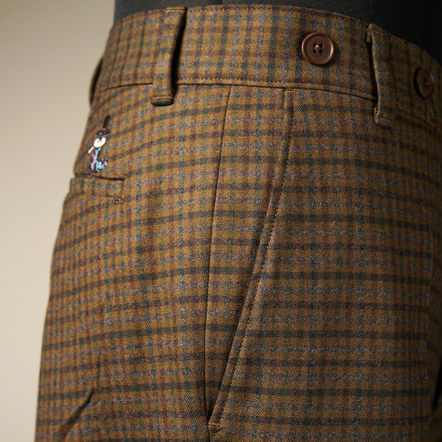 WORM - CHECK SLACKS / WRD-22-AW-06