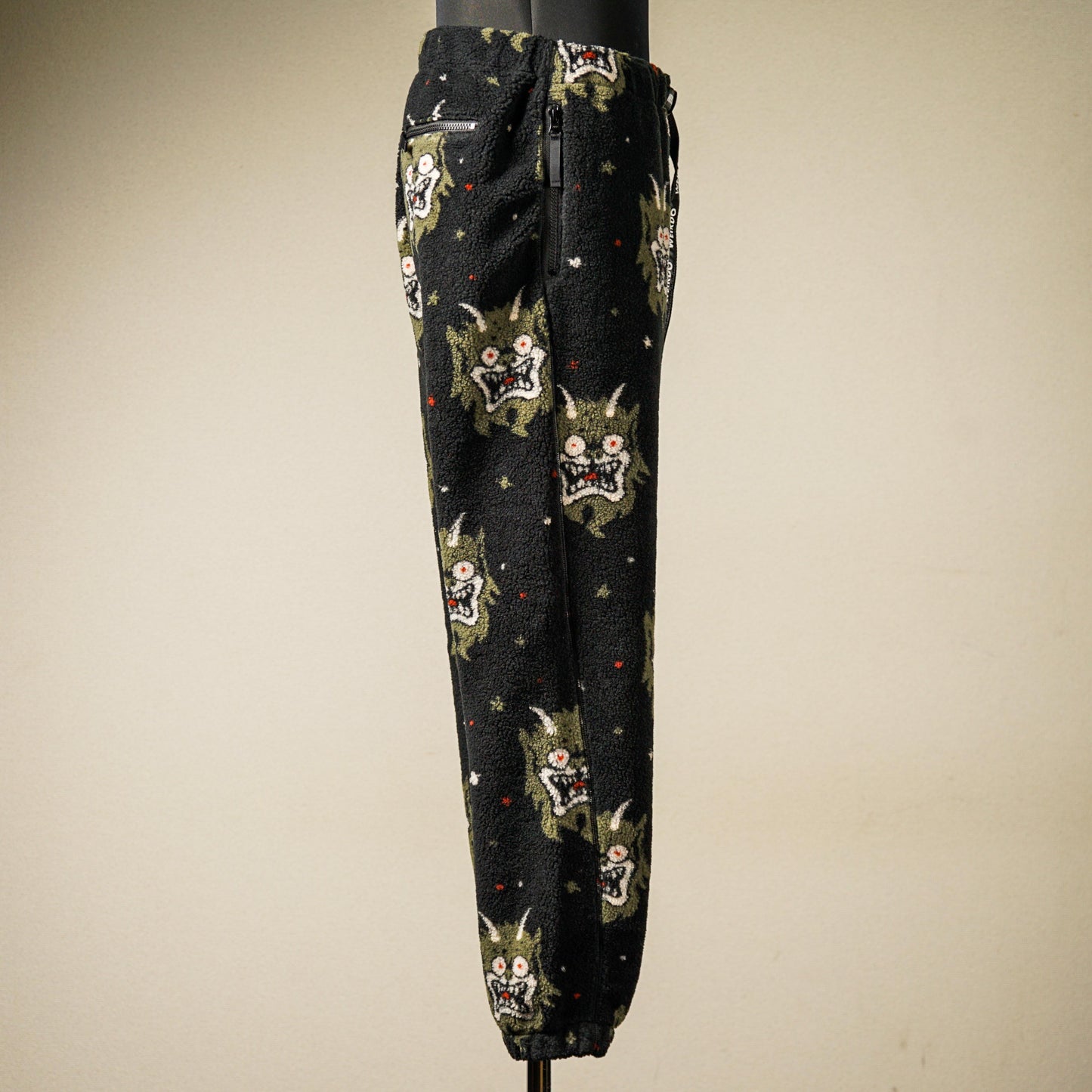 GREAT MOON MONSTER - EASY PANTS / WRD-22-AW-10