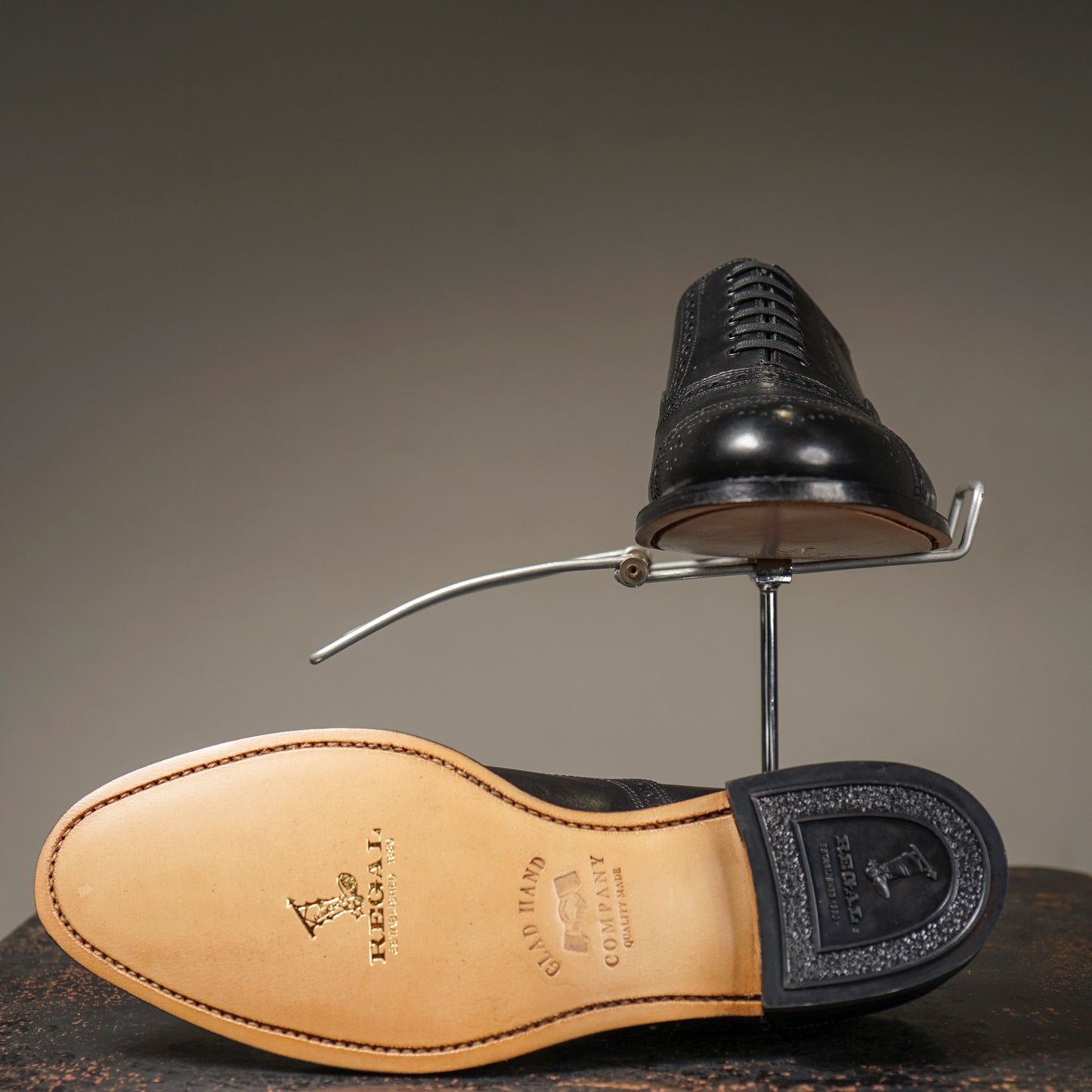 SEMI BROGUE OXFORD SHOES
