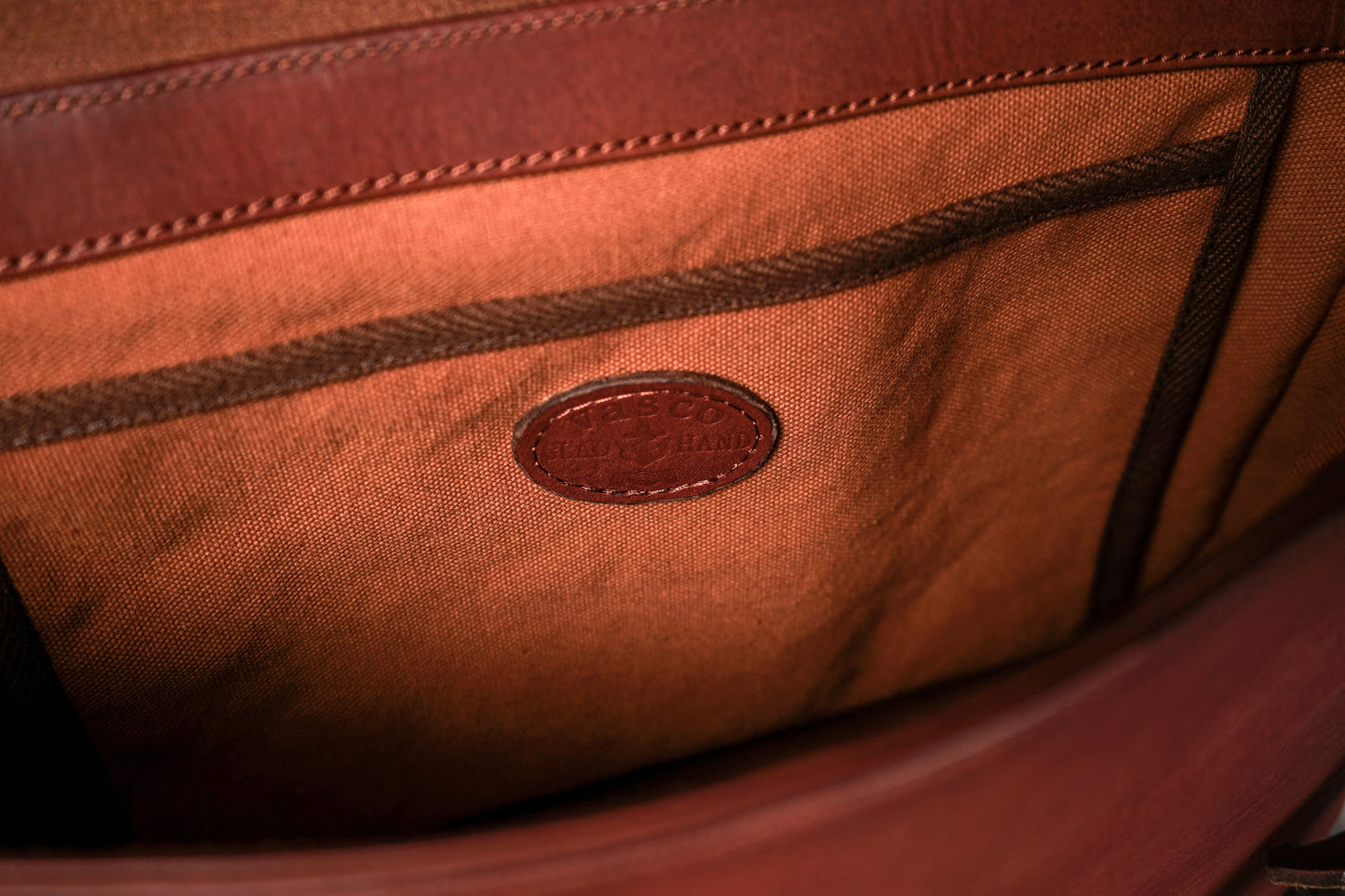 LEATHER POSTMAN SHOULDER BAG "GLAD POSTALS"