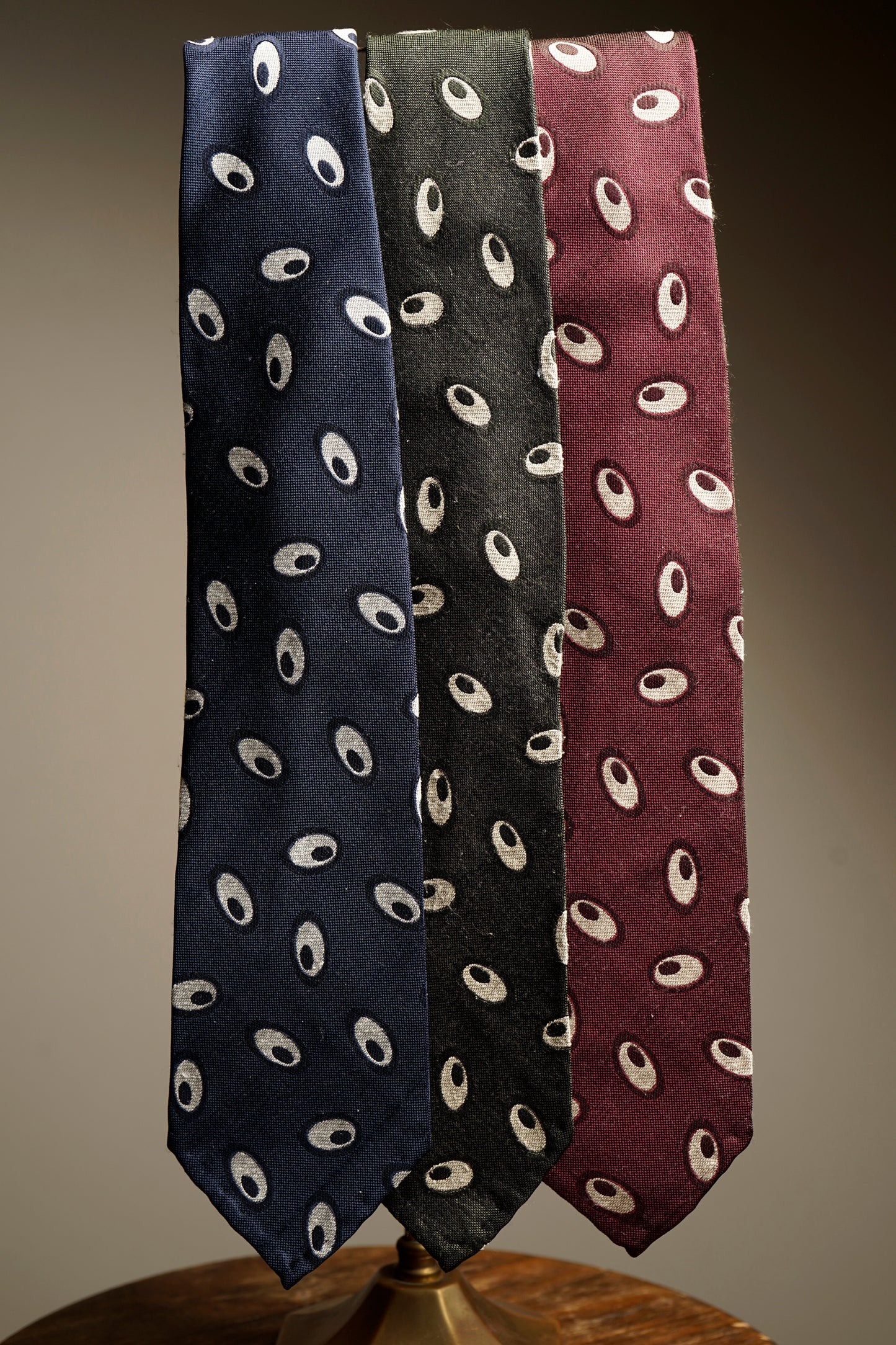 ALBANY - FOUR IN HAND TIE