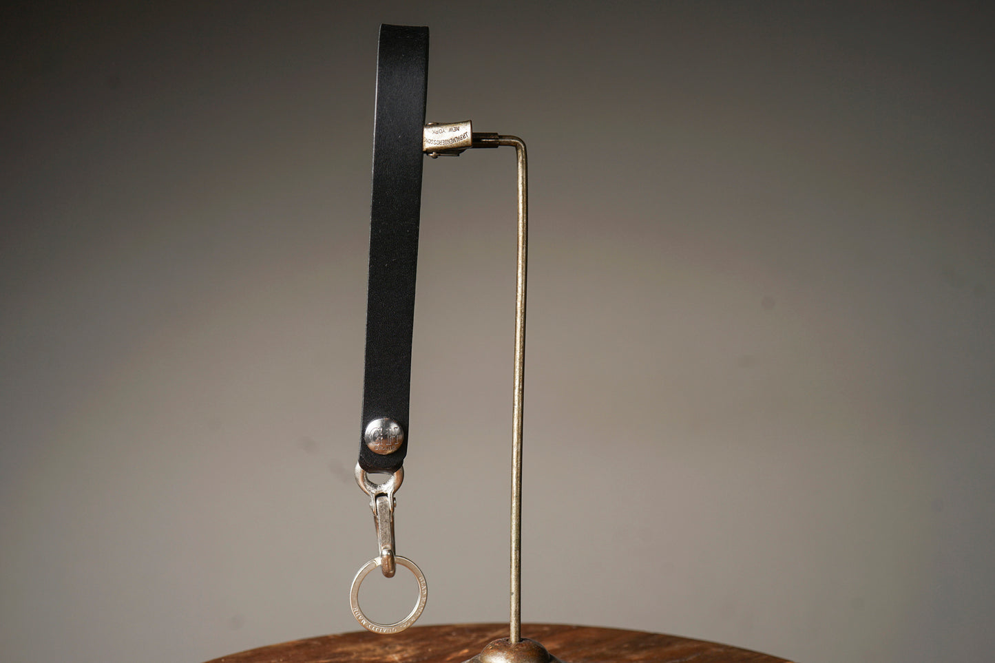 LEATHER KEY HOLDER