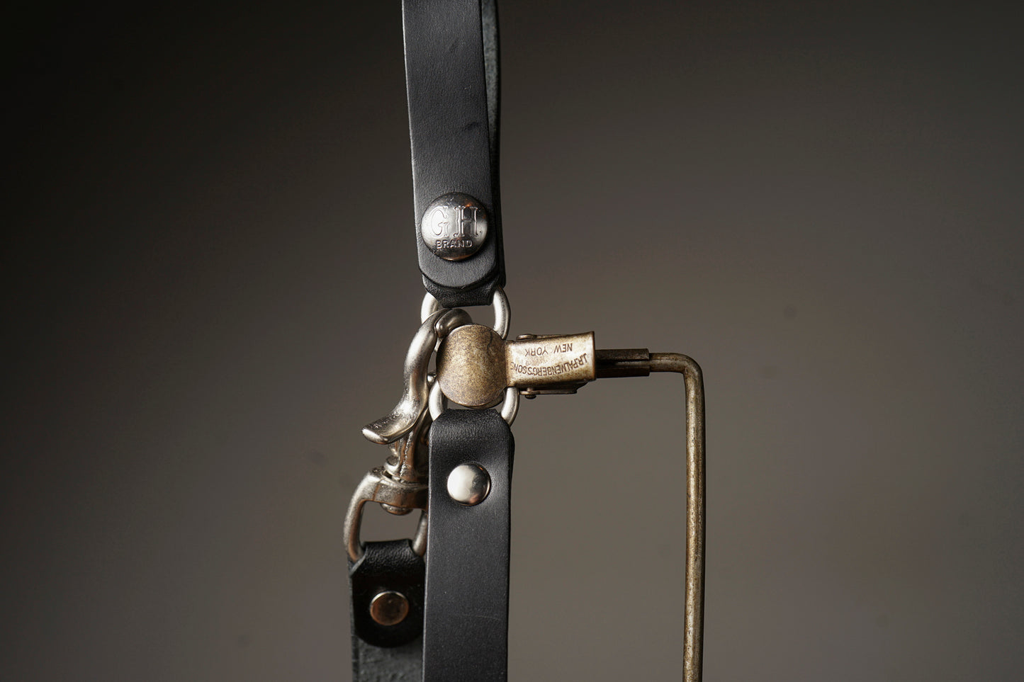LEATHER WALLET CHAIN
