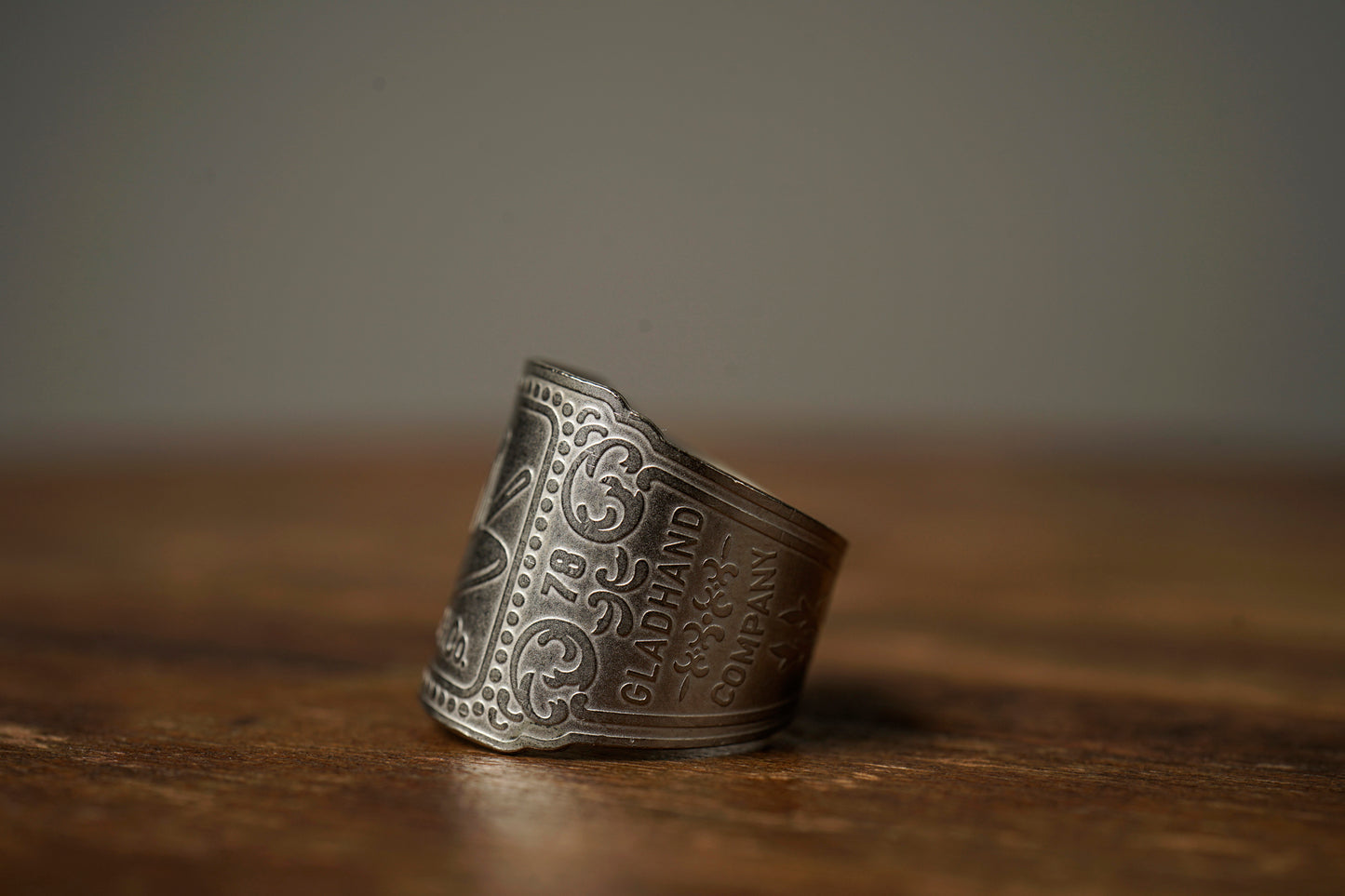 CIGAR TAG RING