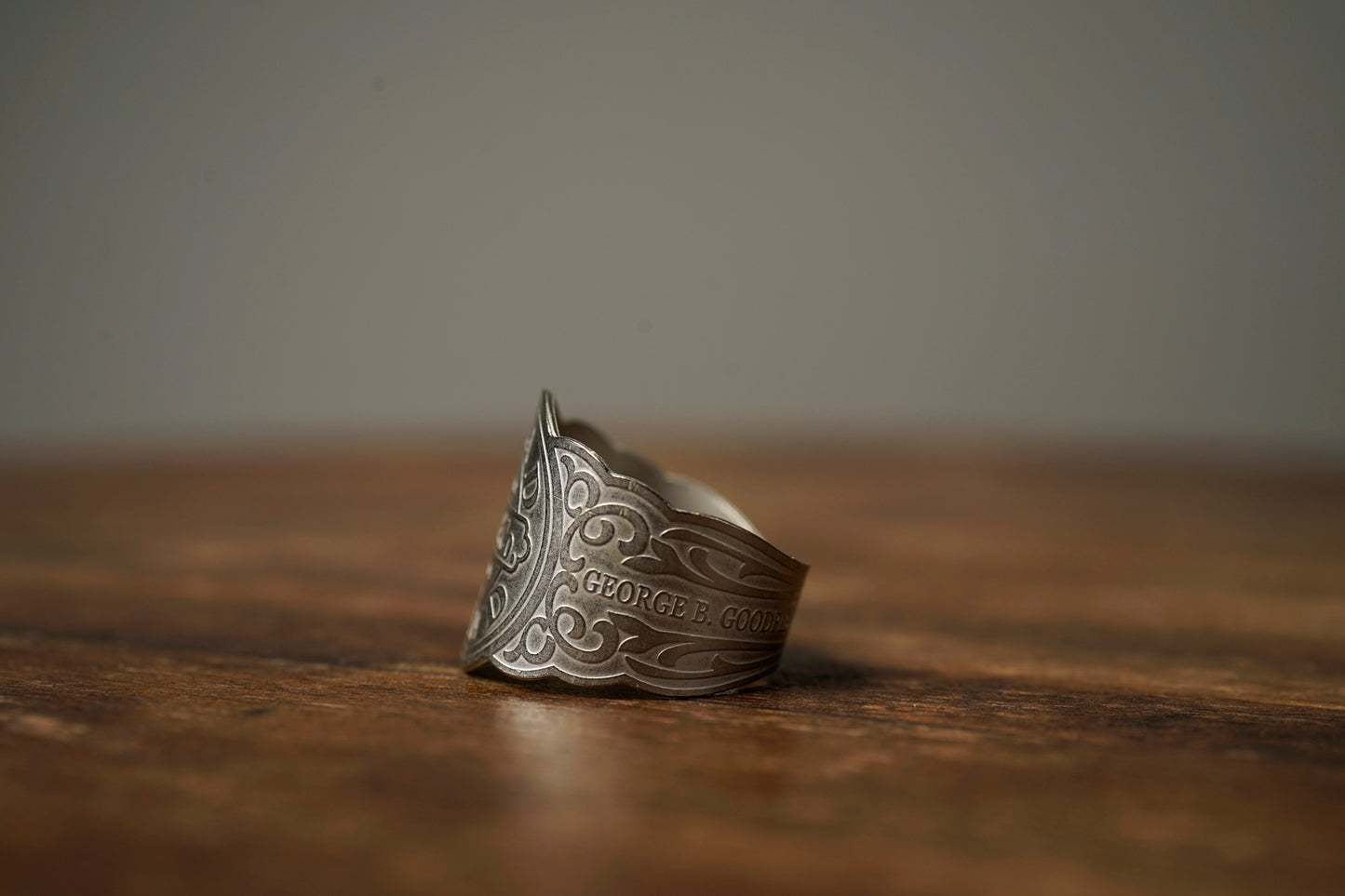 CIGAR TAG RING