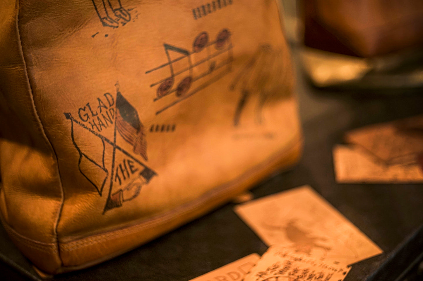 LEATHER VOYAGE 2WAY RUCKSACK "GLAD POSTALS"