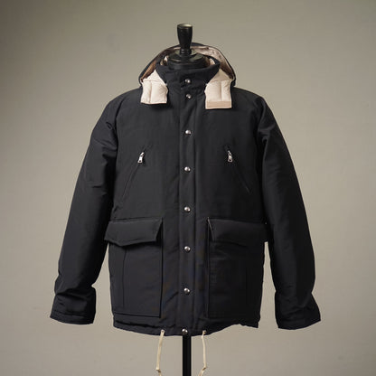 HUNTERS - DOWN JACKET / BYGH-23-AW-03