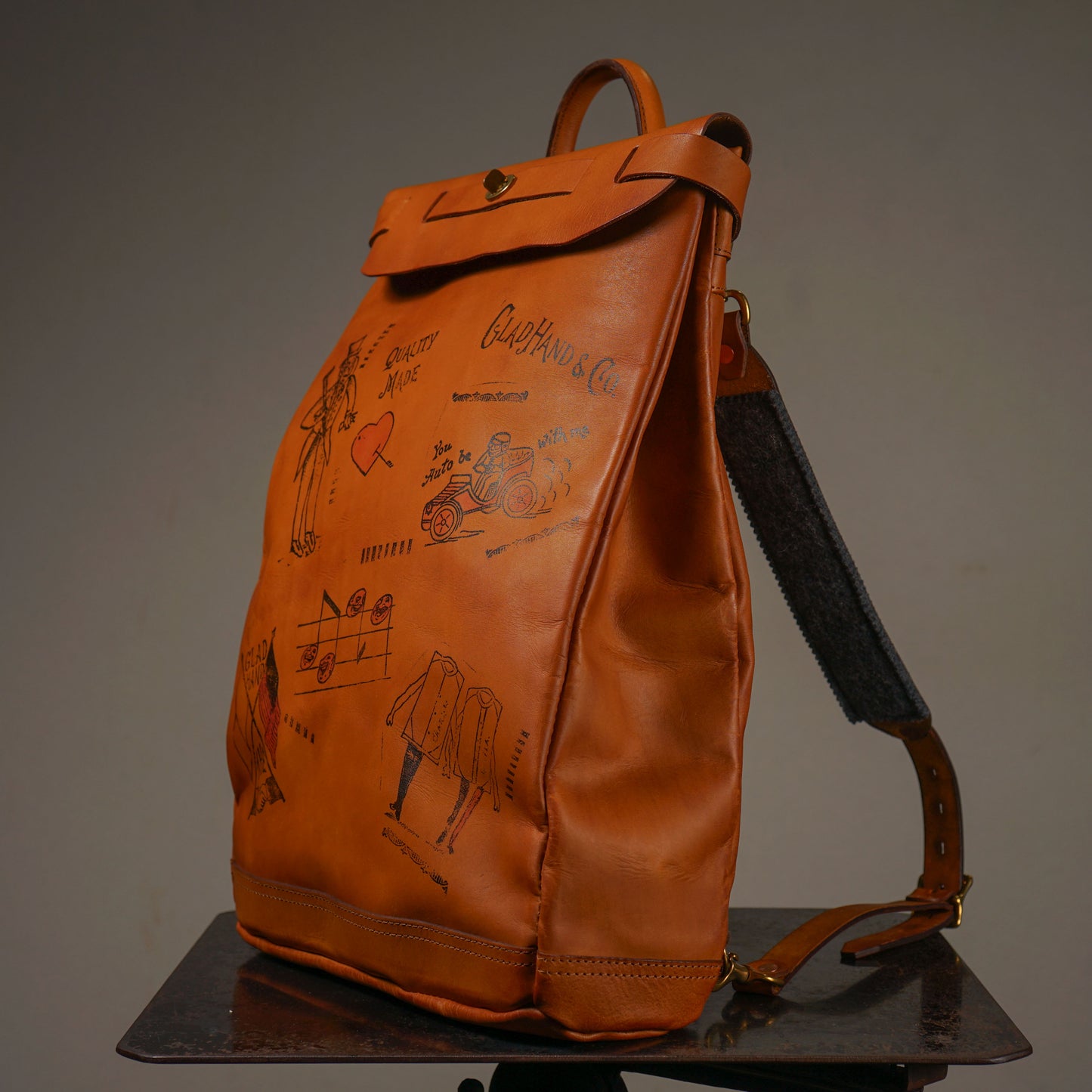 【RESTOCK】LEATHER VOYAGE 2WAY RUCKSACK "GLAD POSTALS"
