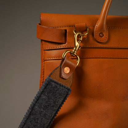 【RESTOCK】LEATHER VOYAGE 2WAY RUCKSACK "GLAD POSTALS"
