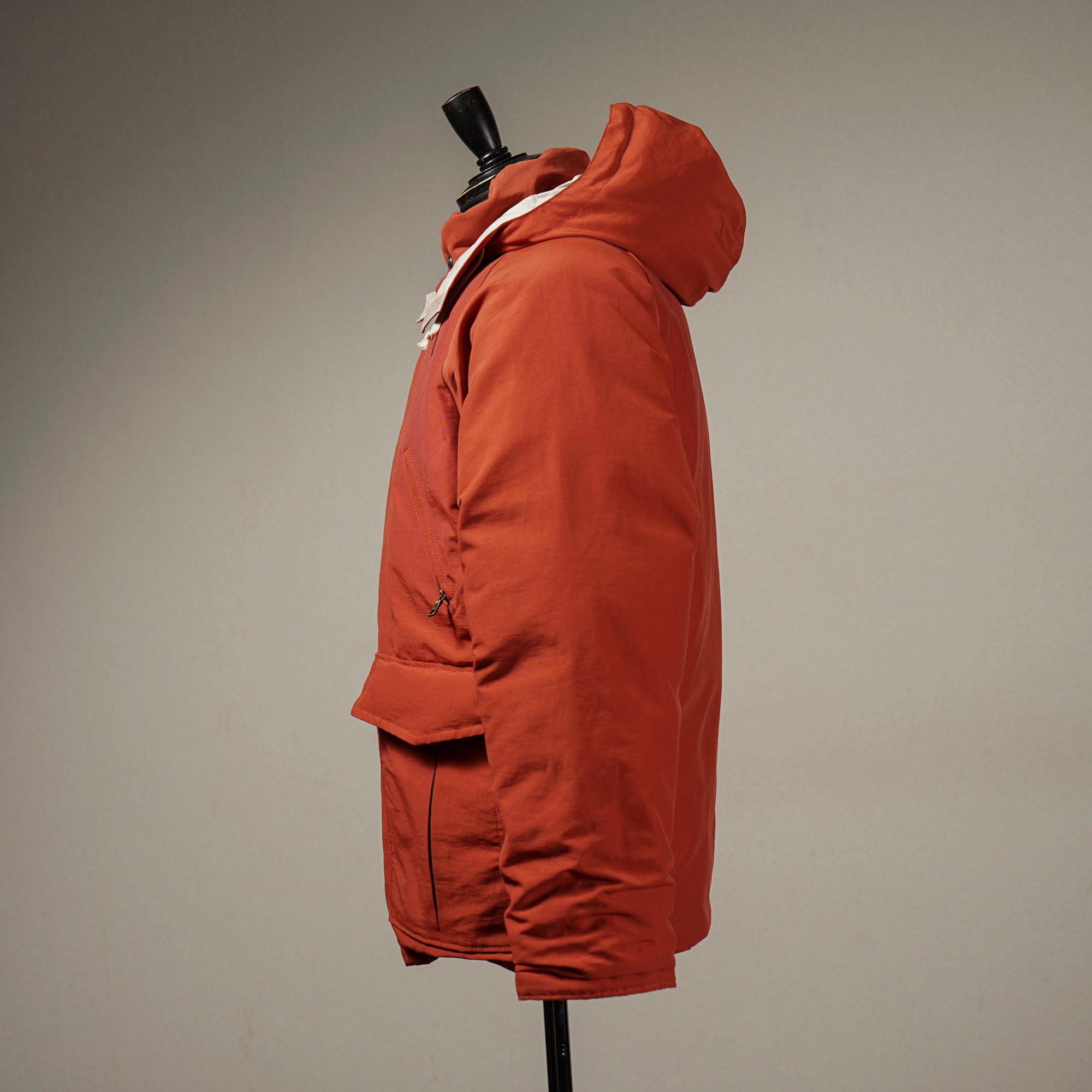 HUNTERS - DOWN JACKET / BYGH-23-AW-03 - ORANGE / S