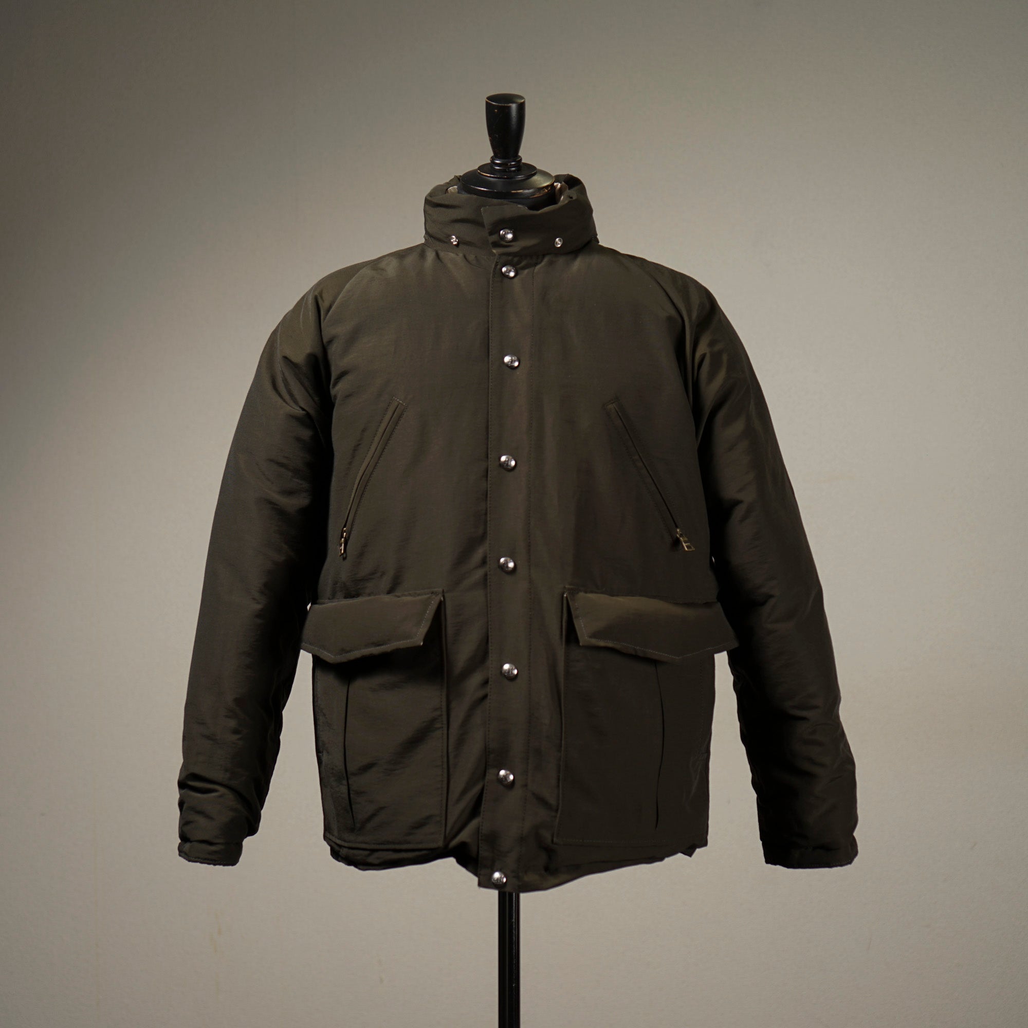 HUNTERS - DOWN JACKET / BYGH-23-AW-03