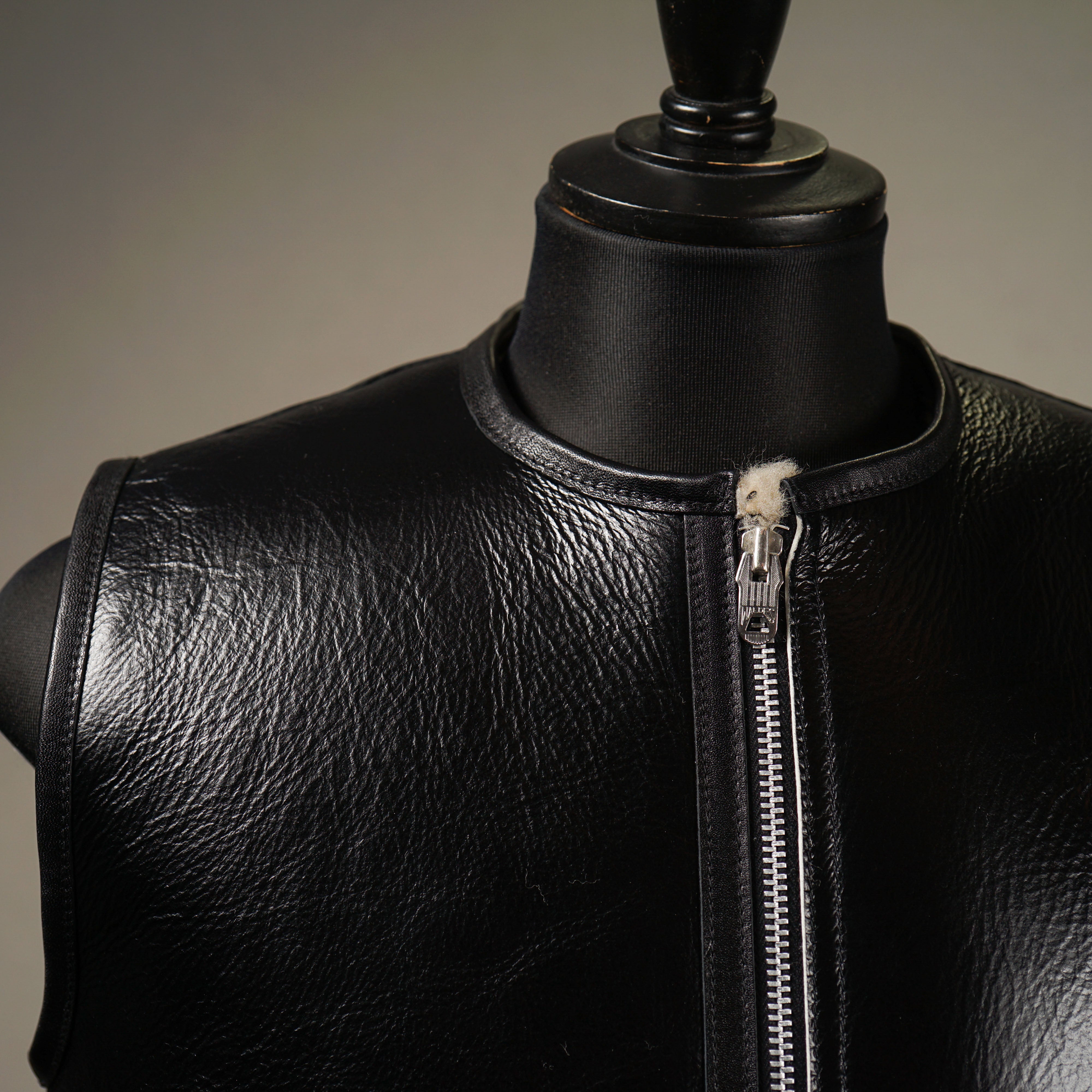 THIRTEEN CROWS - MOUTON FLIGHT VEST / OC5302 – GLADHAND & Co.