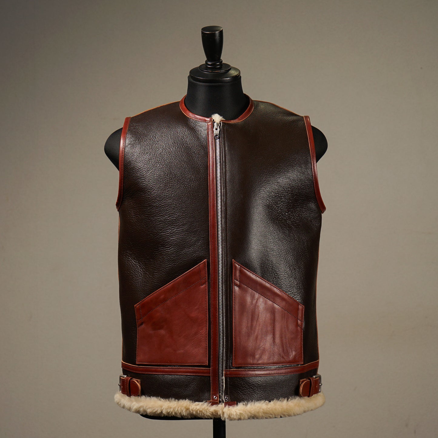 THIRTEEN CROWS - MOUTON FLIGHT VEST / OC-24-AW-02