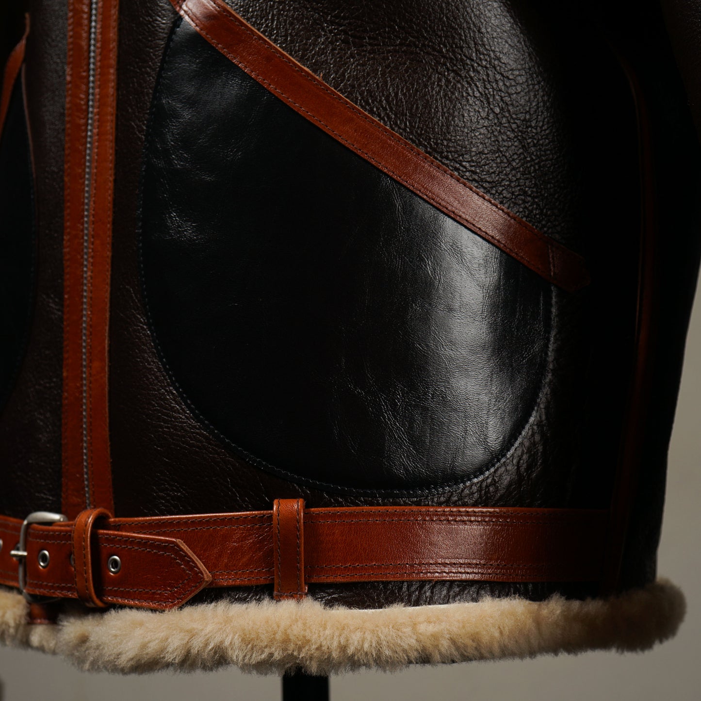 THIRTEEN CROWS - MOUTON FLIGHT JACKET / OC5301