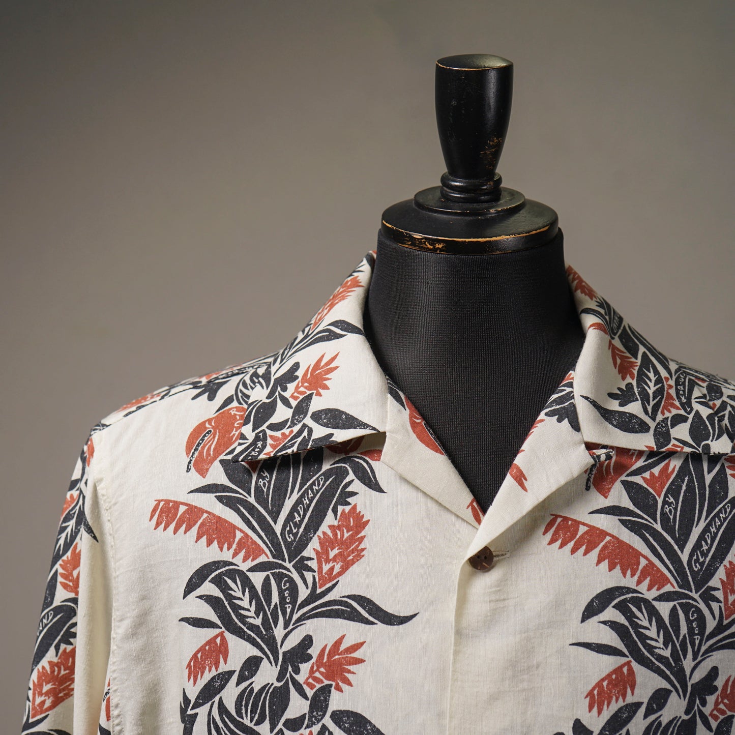 TROPICAL - L/S HAWAIIAN SHIRT / BYGH6109