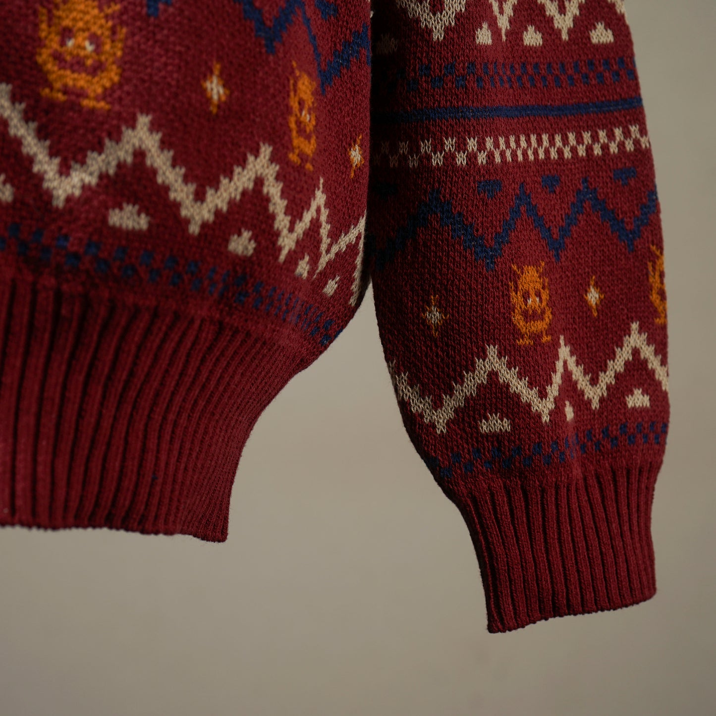 LOOK INVADING - L/S SWEATER / WRD5310