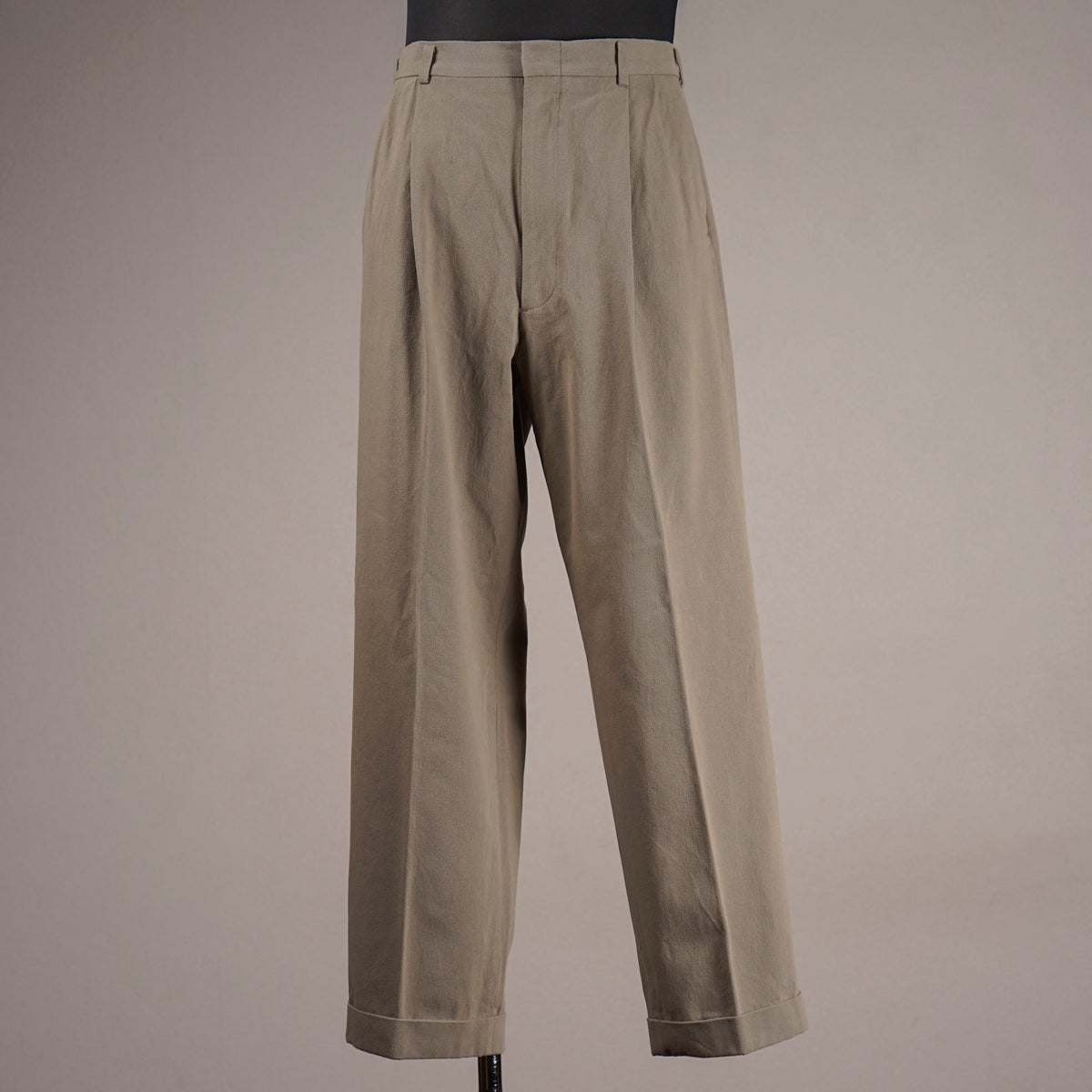 GLADDEN - TWO TUCK TROUSER / BYGH6312