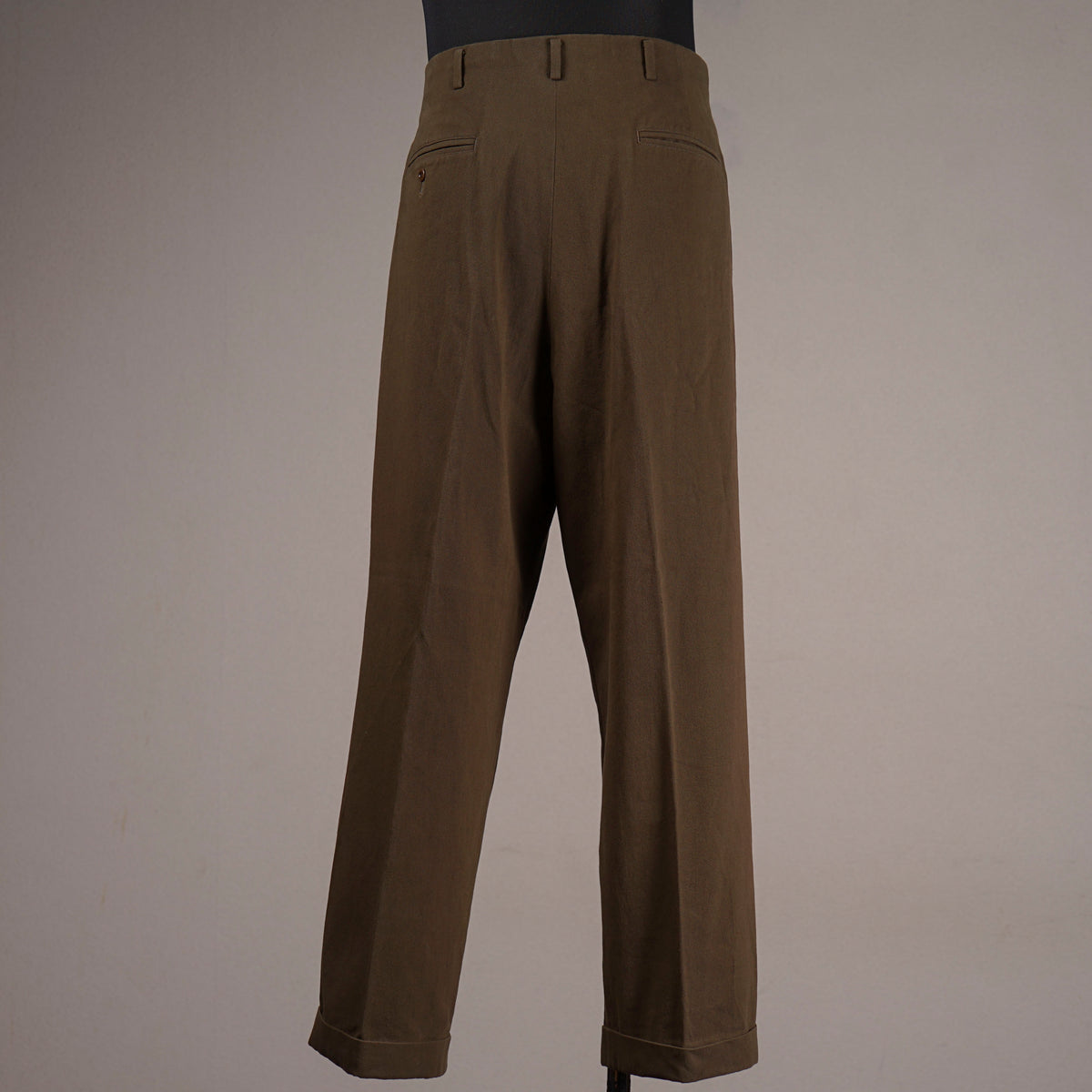 GLADDEN - TWO TUCK TROUSER / BYGH6312
