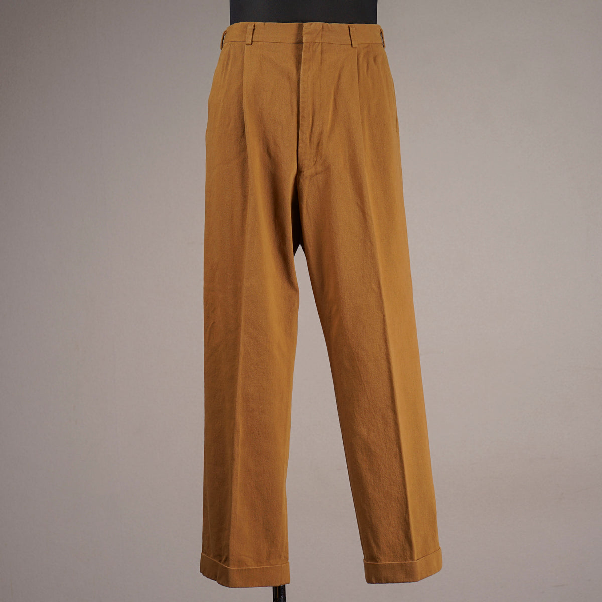 GLADDEN - TWO TUCK TROUSER / BYGH6312