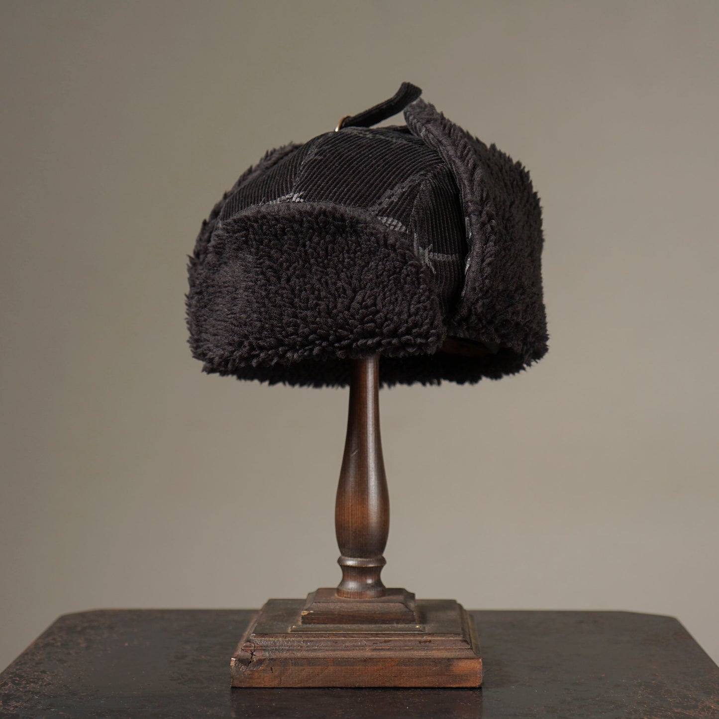 BARBED WIRE - FLIGHT CAP / GSV53G03