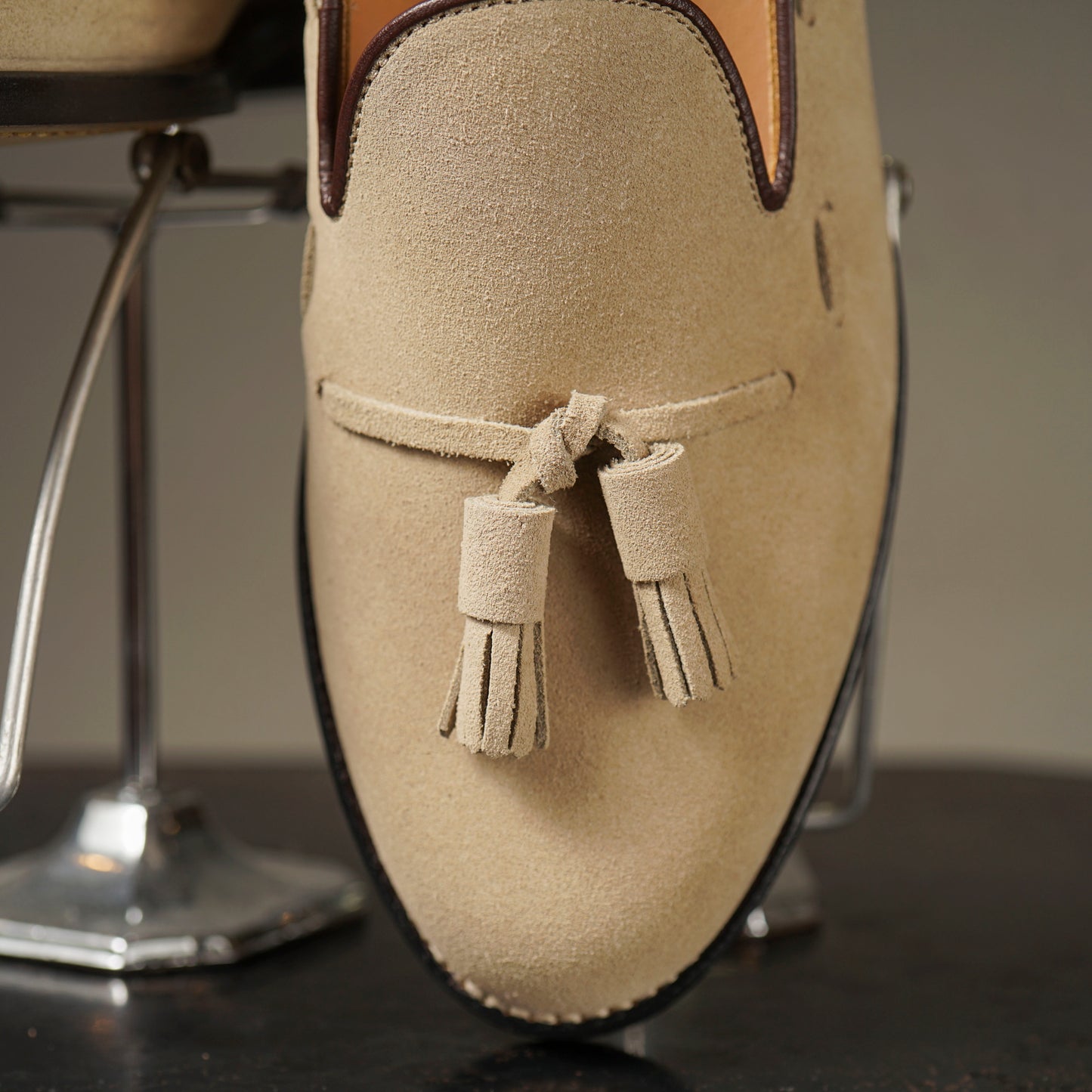 TASSELED SLIP-ON SHOES "SUEDE" / REGAL