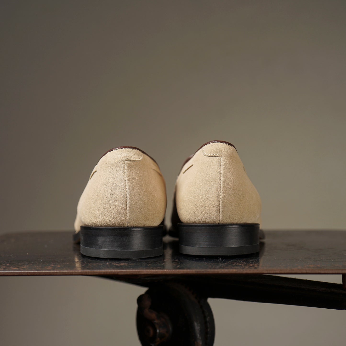 TASSELED SLIP-ON SHOES "SUEDE" / REGAL