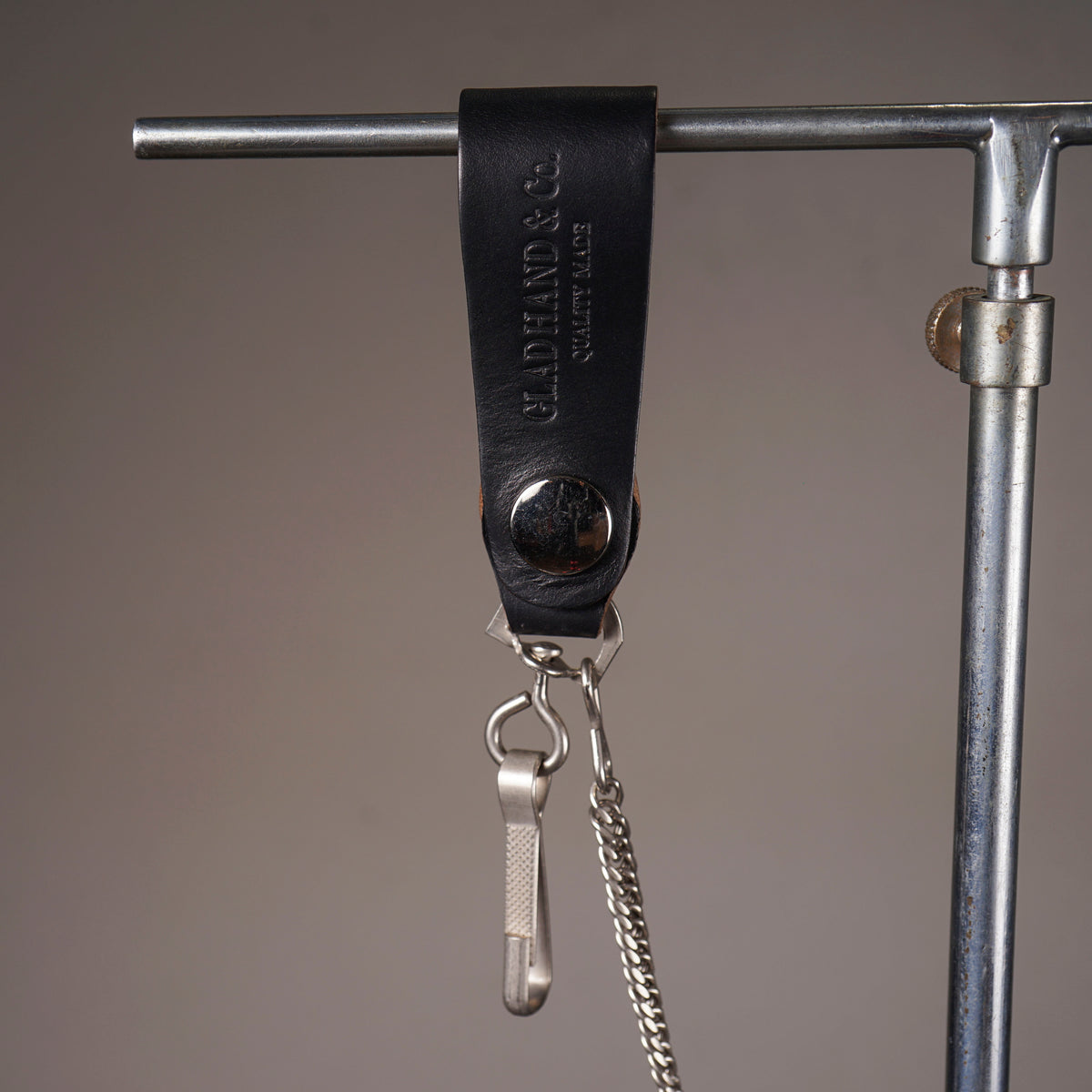 "UNION FORGE" WALLET CHAIN