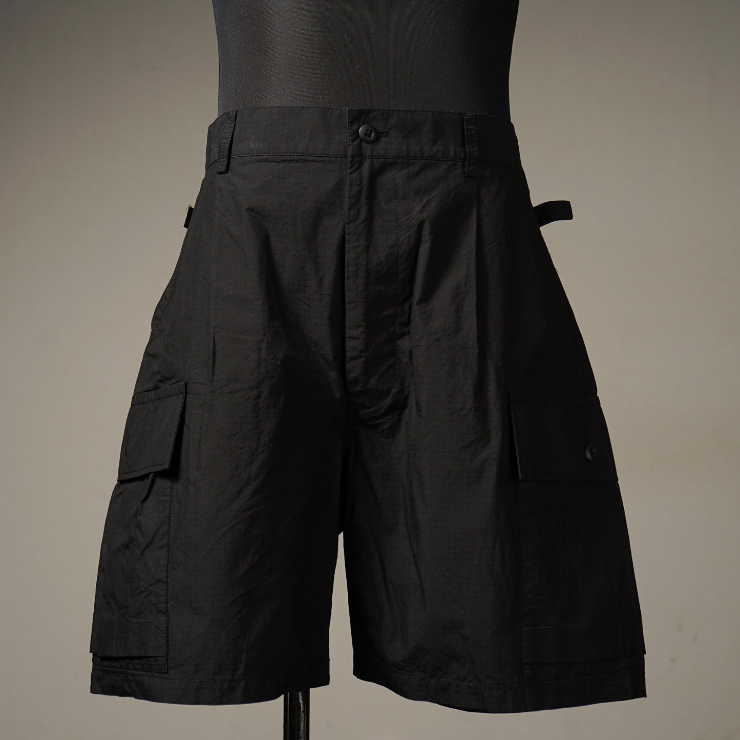 WEIRDO HUT - CARGO SHORTS / WRD-24-SS-32