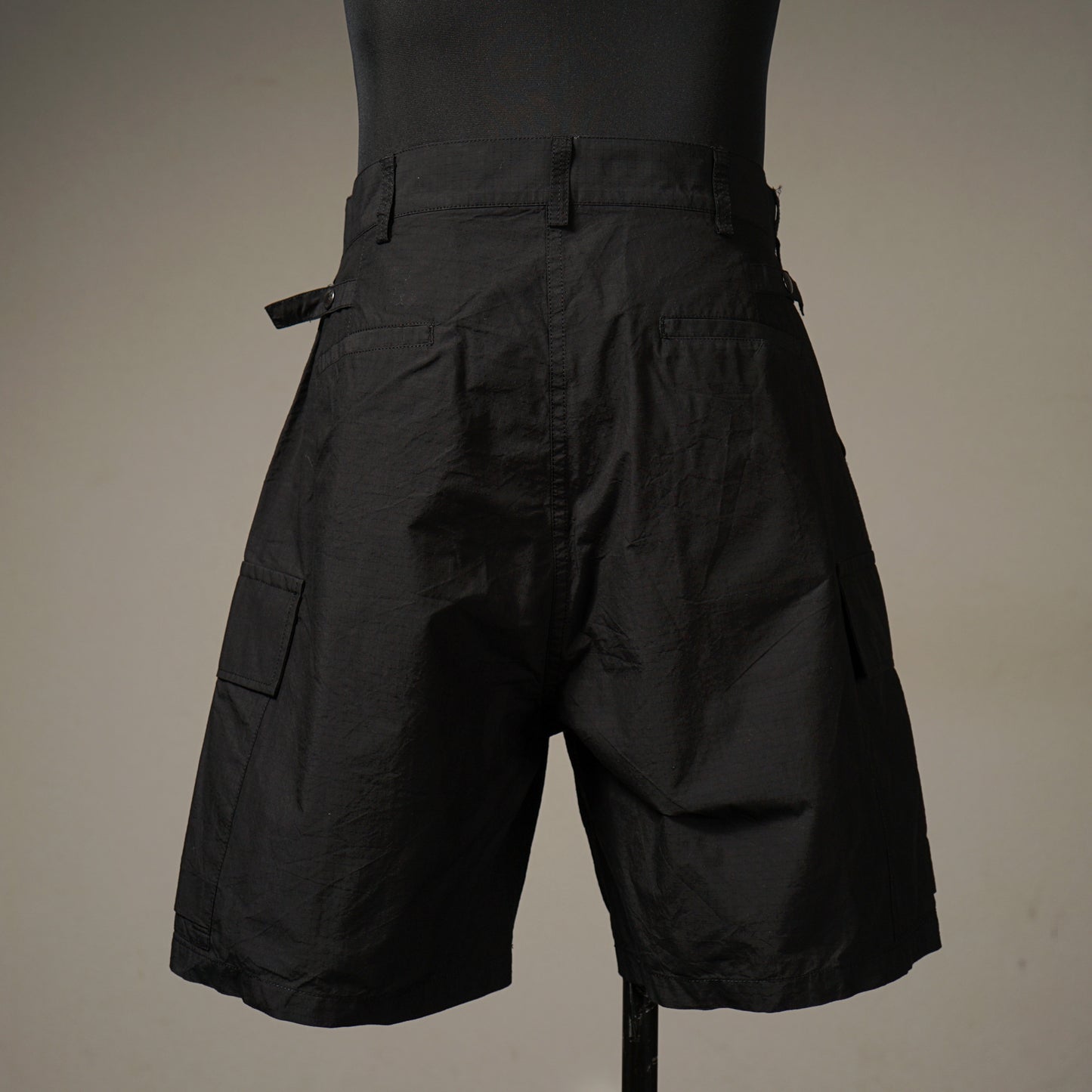 WEIRDO HUT - CARGO SHORTS / WRD-24-SS-32