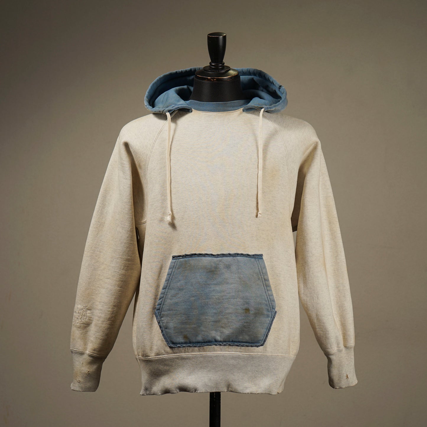 AKOM - AFTER HOODIE - AKOM x GH5302VF