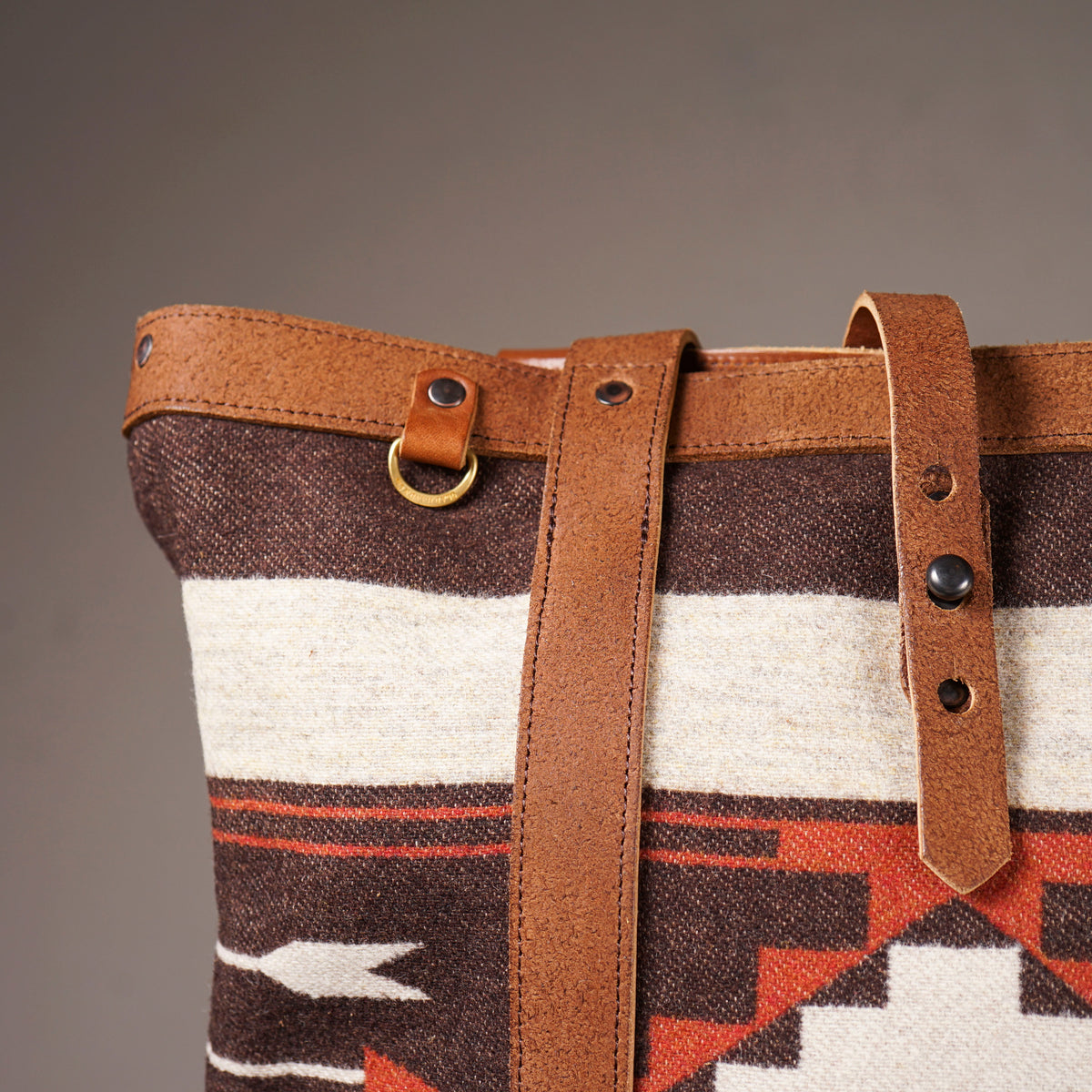 SPIRIT BIRD - TOTE BAG / BYGH63G04