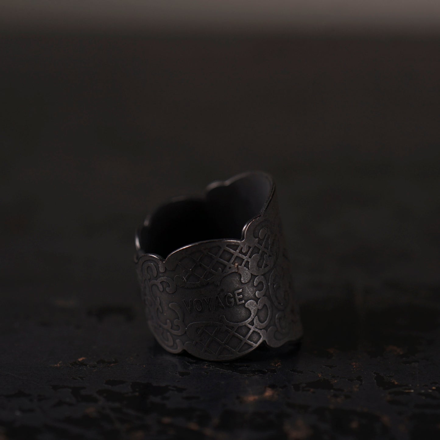 CIGAR TAG RING "BLACK"