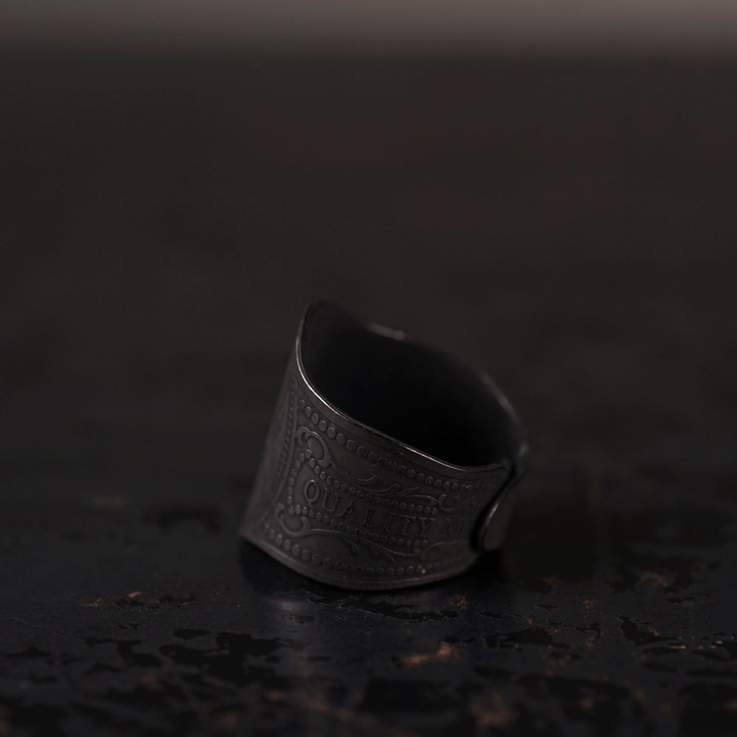CIGAR TAG RING "BLACK"
