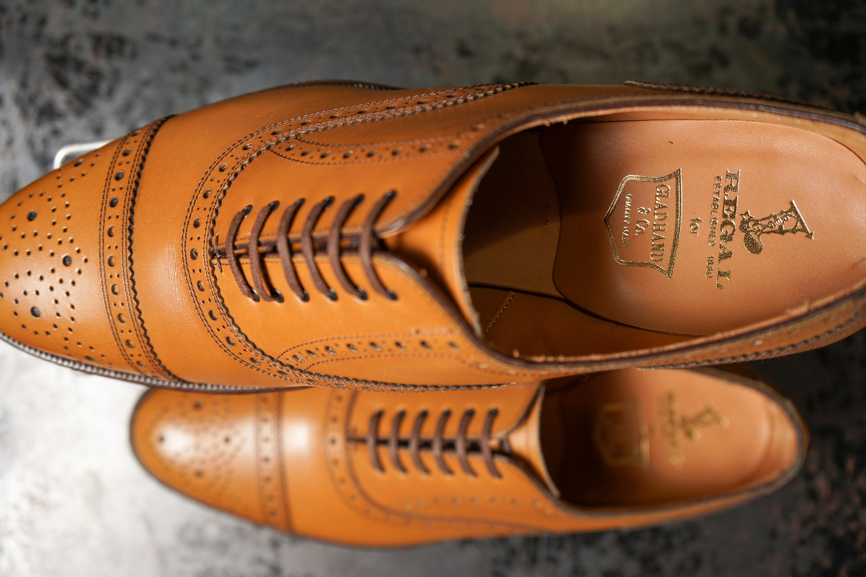 SEMI BROGUE OXFORD SHOES