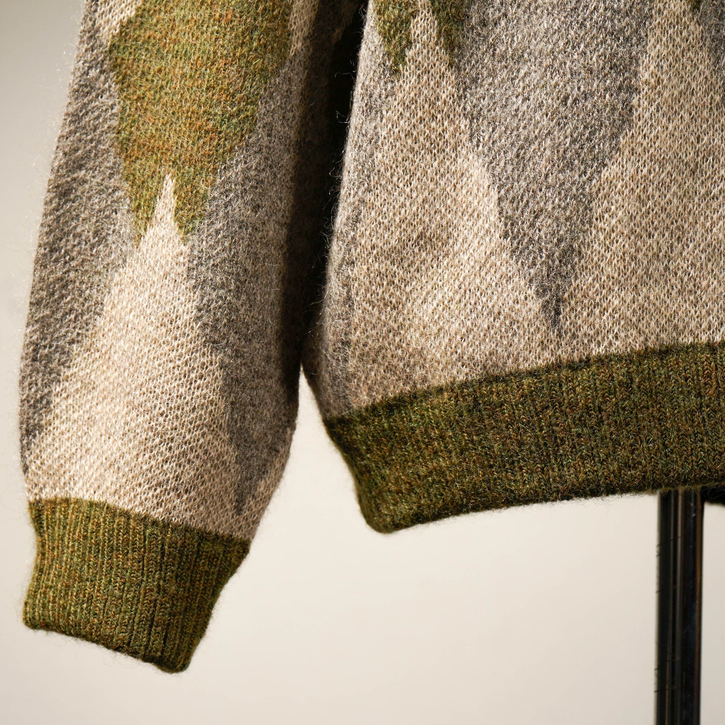 DEVIL'S HOLIDAY - MOHAIR CREW NECK SWEATER  / GSV-22-AW-19